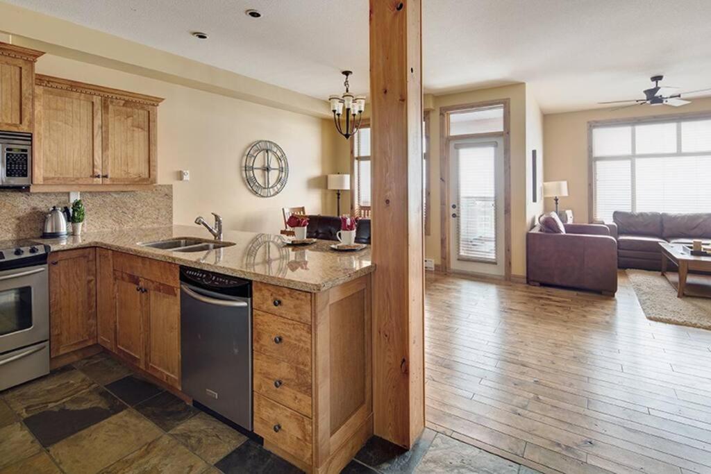 Luxury Aspens 2 Bdrm Condo with Best Views
