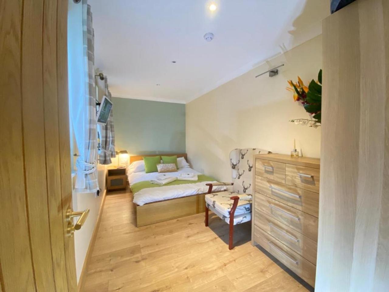 Penrith Vacations - Lake District cottage in 1 acre gardens off M6 - Property Image 22