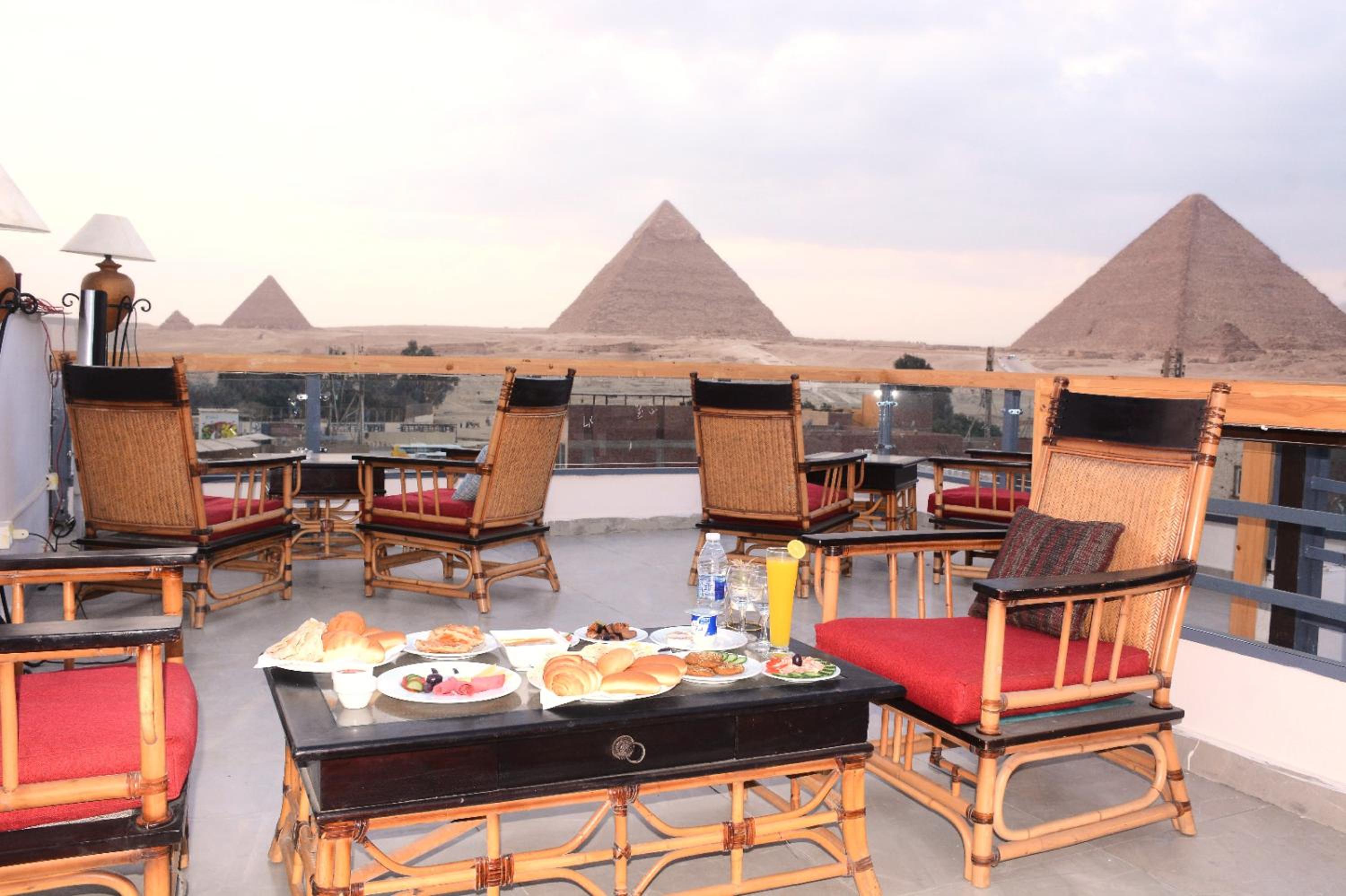 Nun Pyramids INN