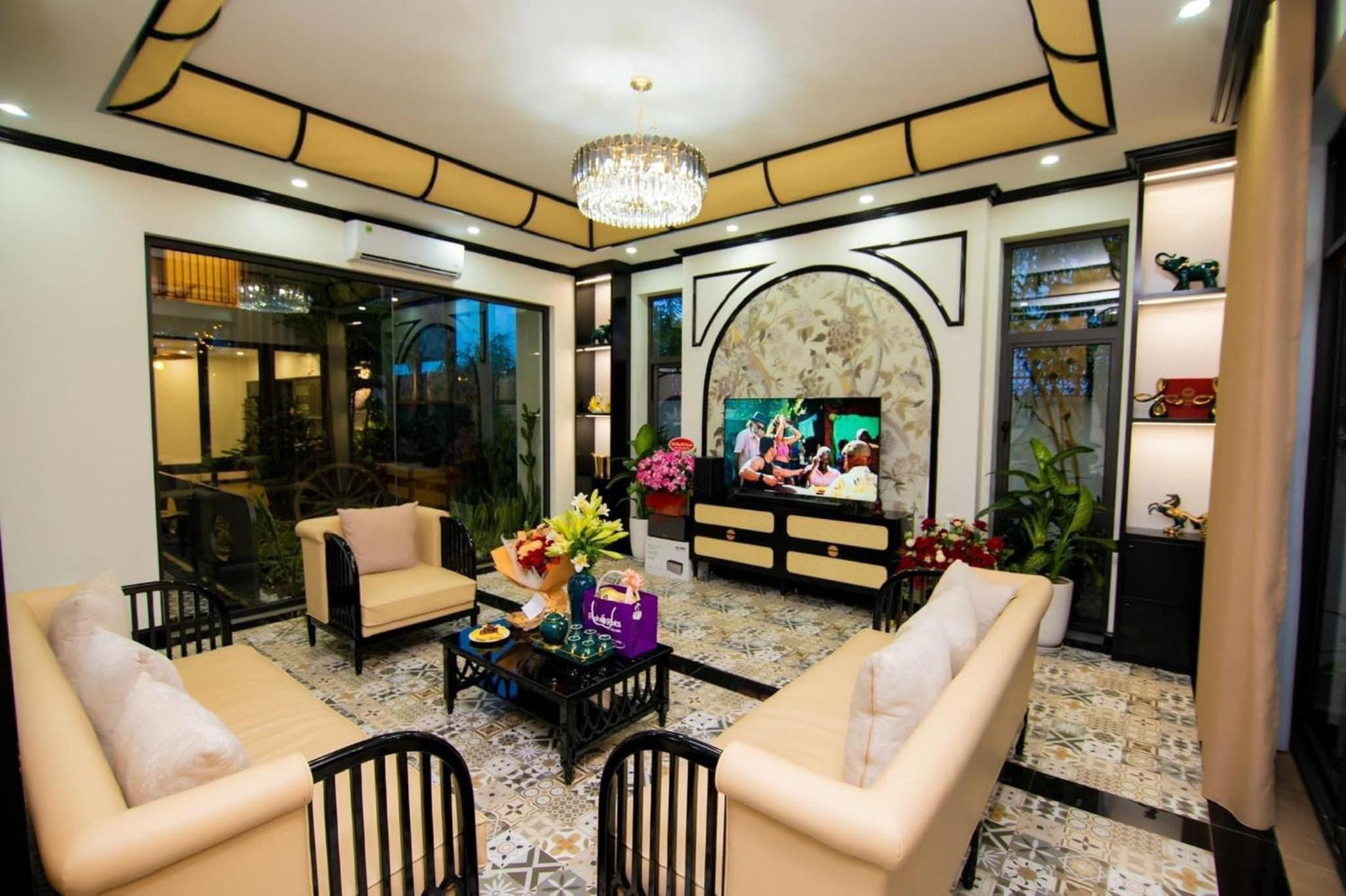 Indochine Ha Long Villa view 5