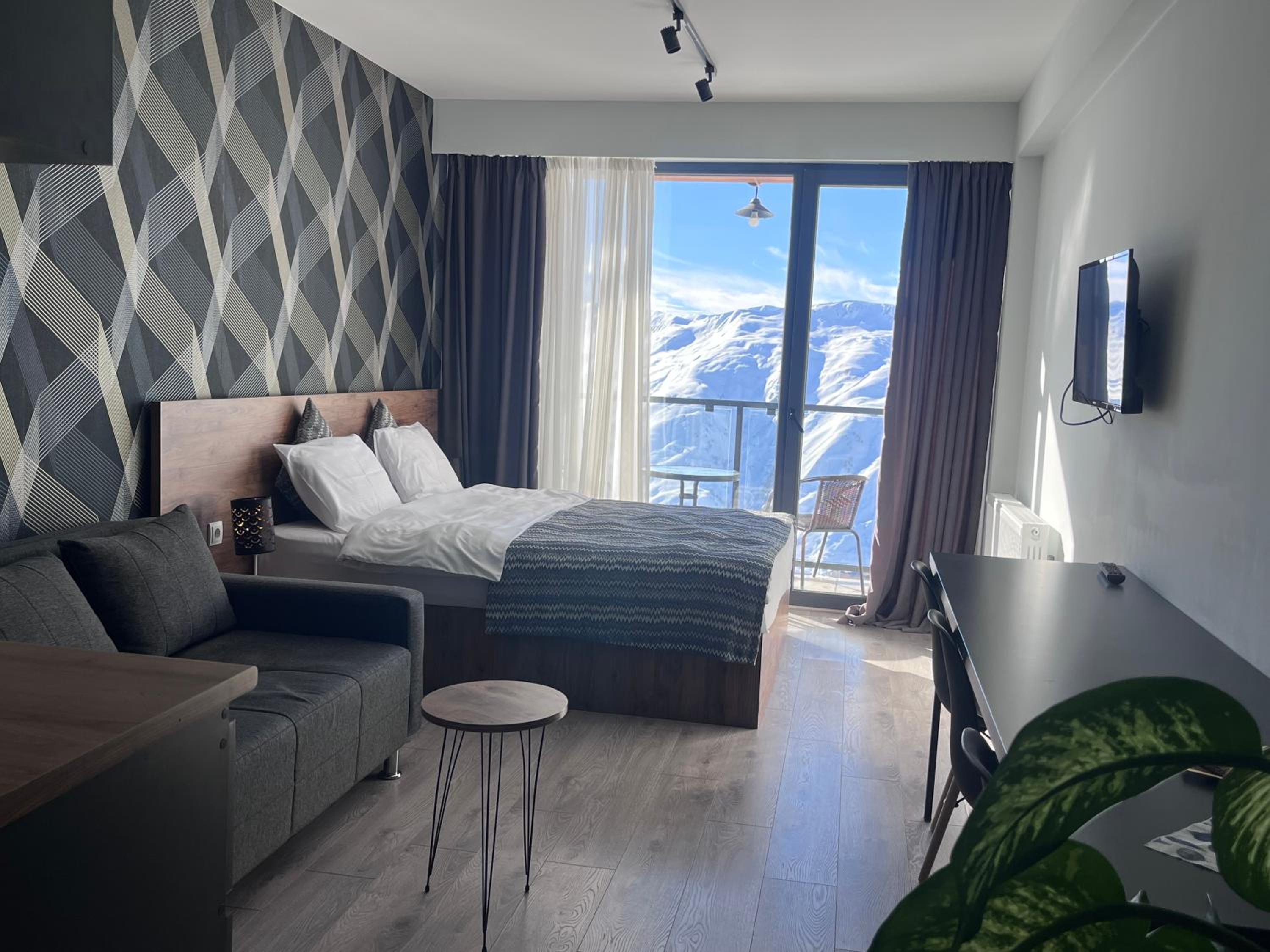 Premium apartment with amazing views, New Gudauri view 5