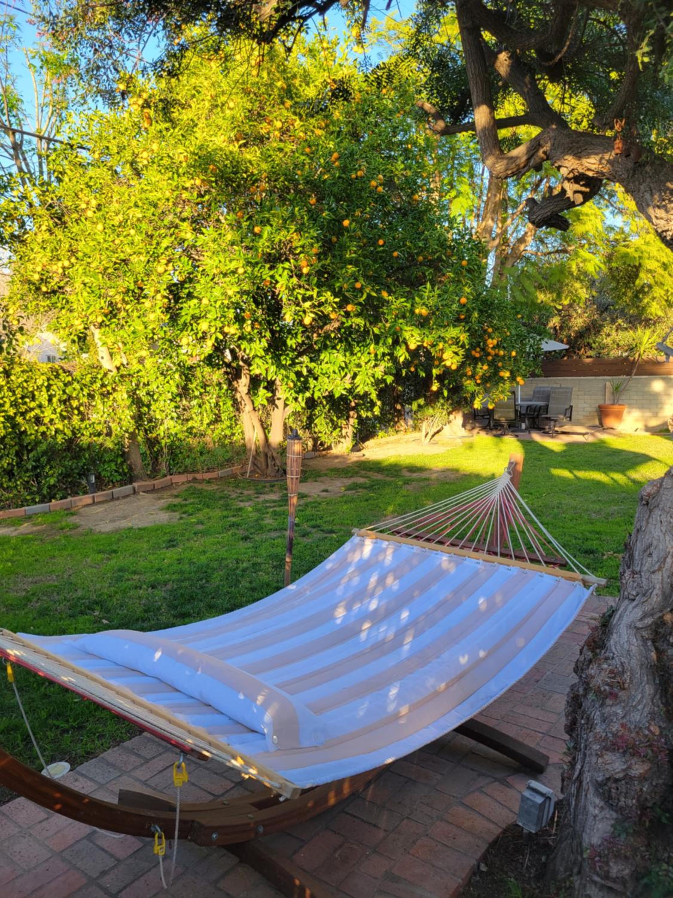 House In Lake Balboa/Los Angeles