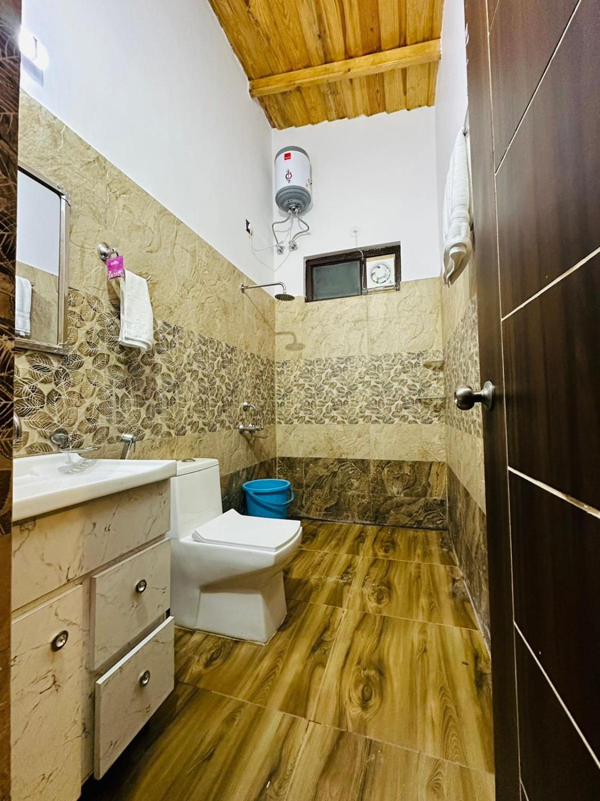 Photo 21
