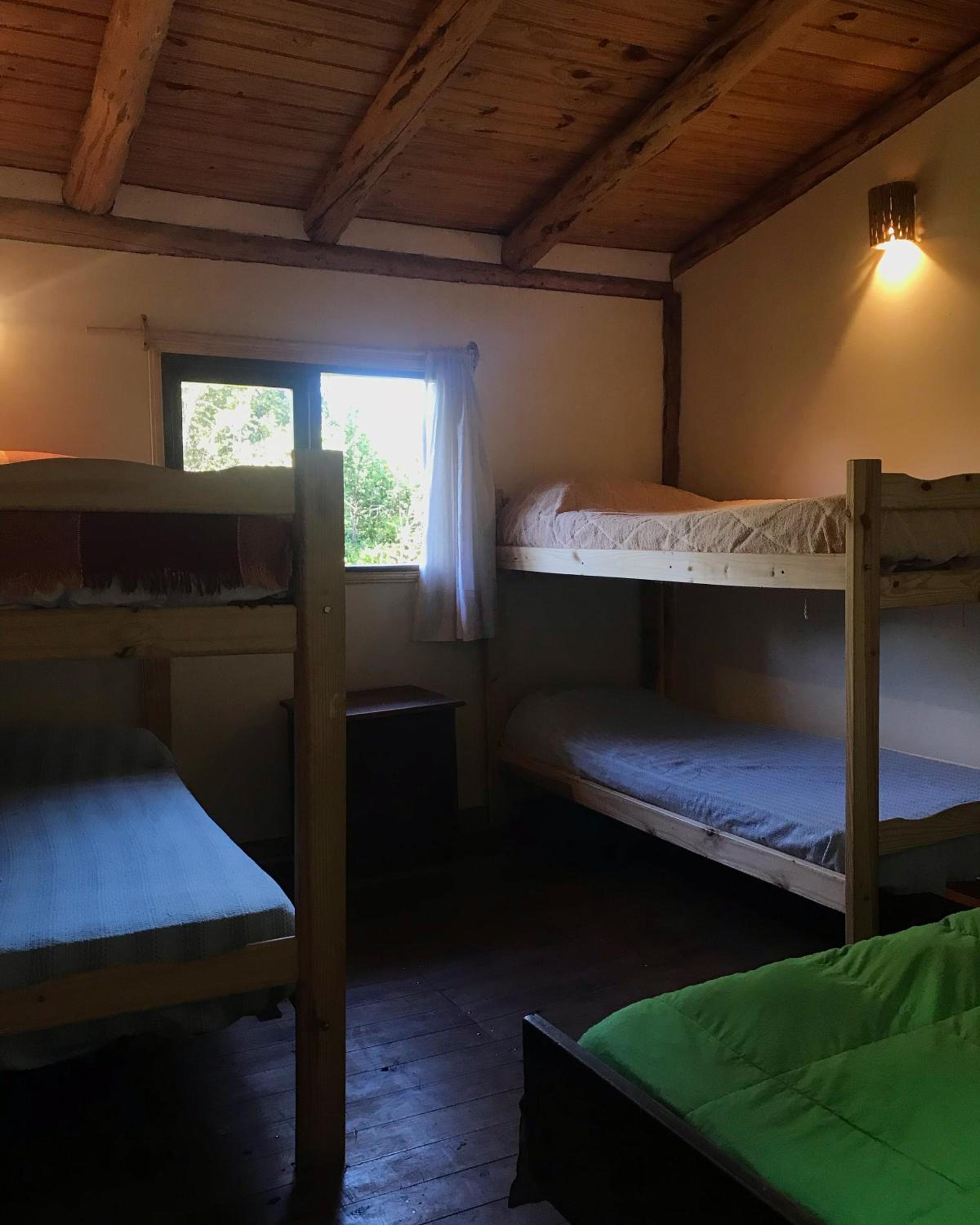 Lo de Flora pura vida Hostal