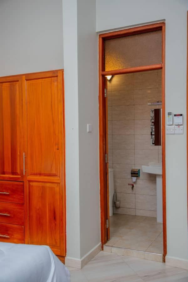 Mahogany Mine Apartments-1