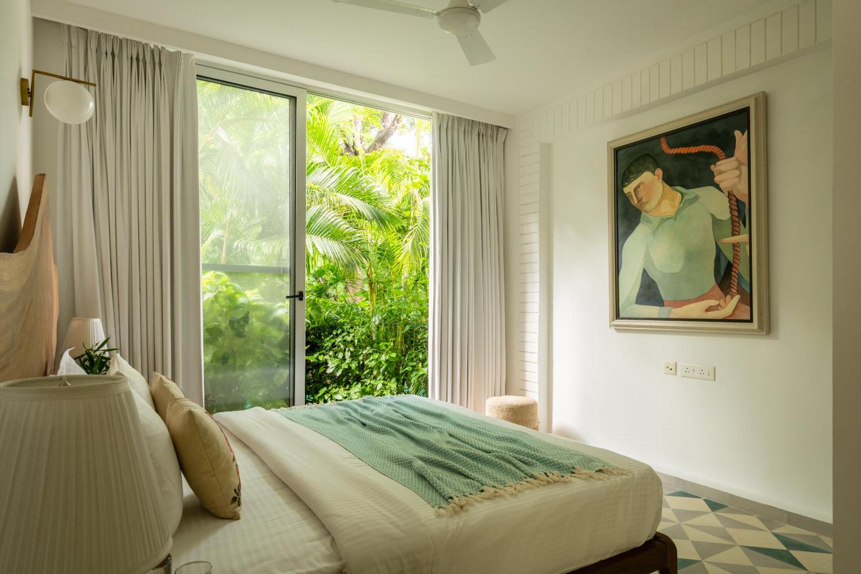 El Sereno by The Blue Kite - 2 BHK Stylish Apartments In Vagator with Garden- 10 minutes drive to Vagator Beach