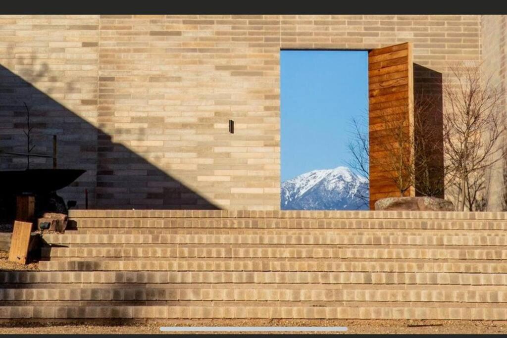 Mirra Minga