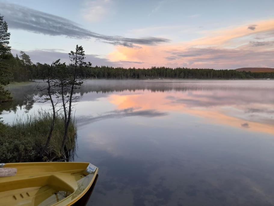 Uusi hirsimökki 7 henkilölle