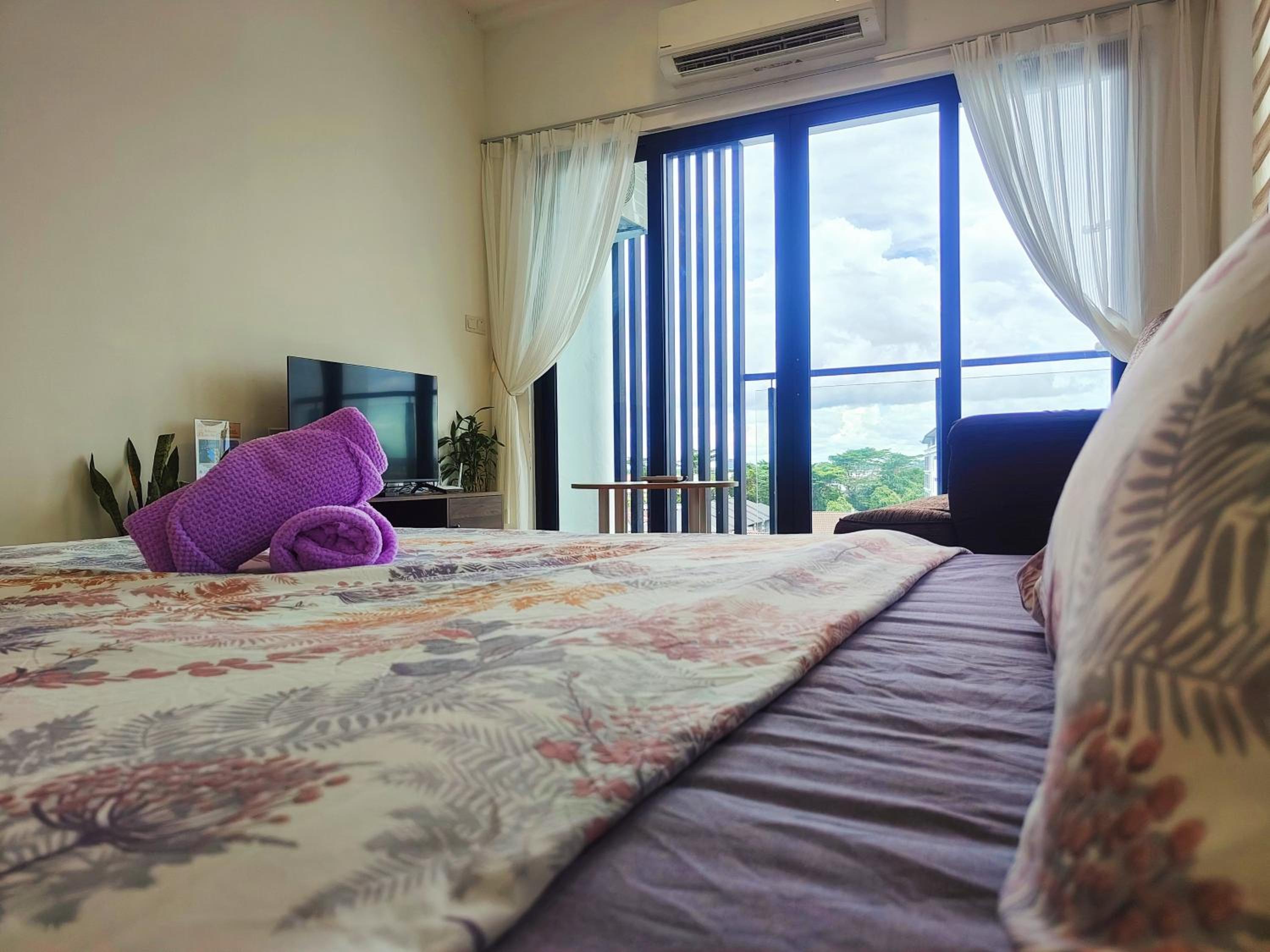 Gem Suites Minimalist 2BR 4beds Entire Apartment photo 7
