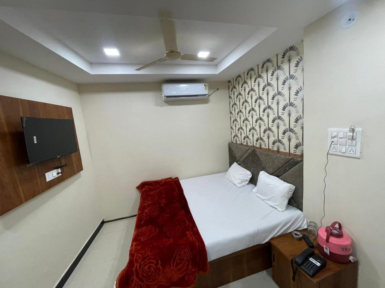 HOTEL PRESTIGE