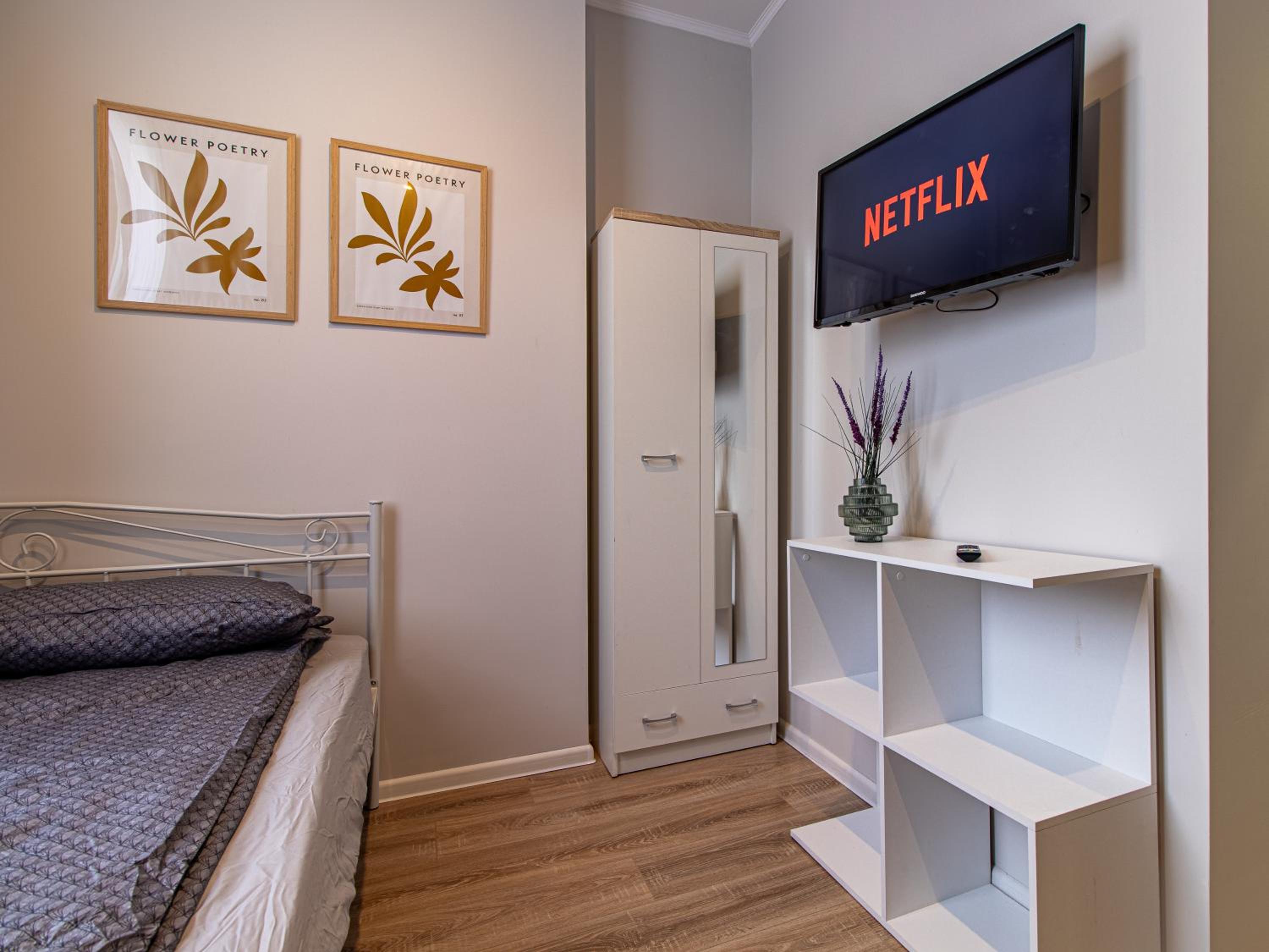 Louvre Loft: Charming Studio in Central Sofia