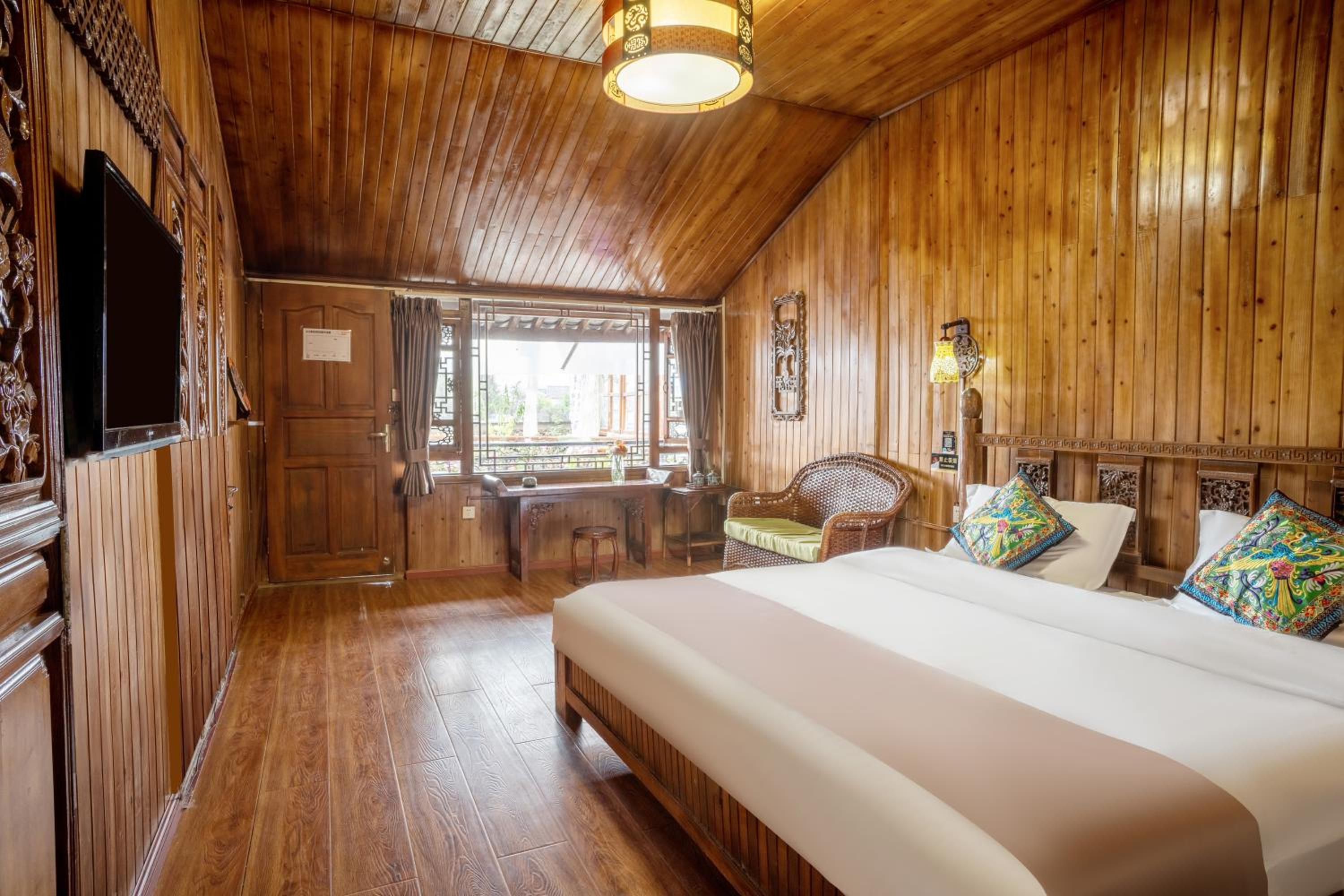 Lijiang Ancient City View Inn