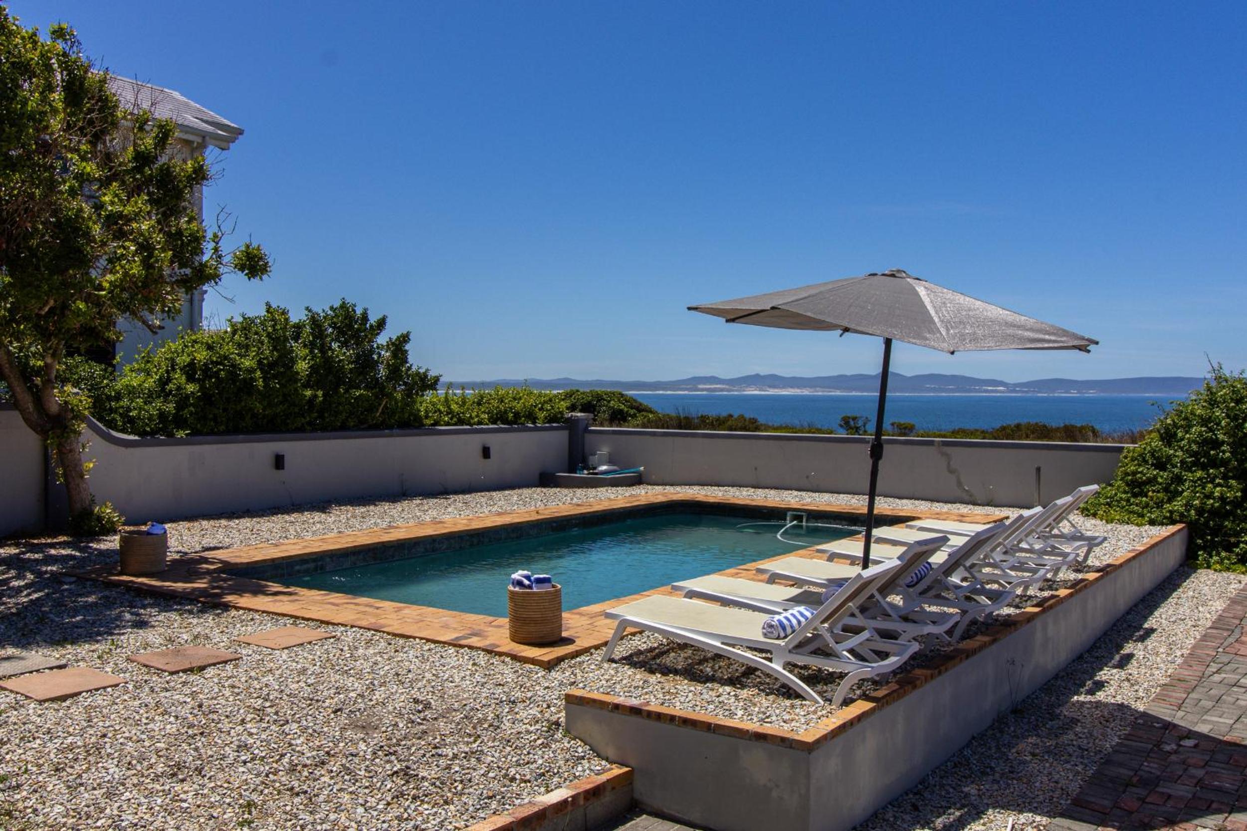 38 on Westcliff view 4