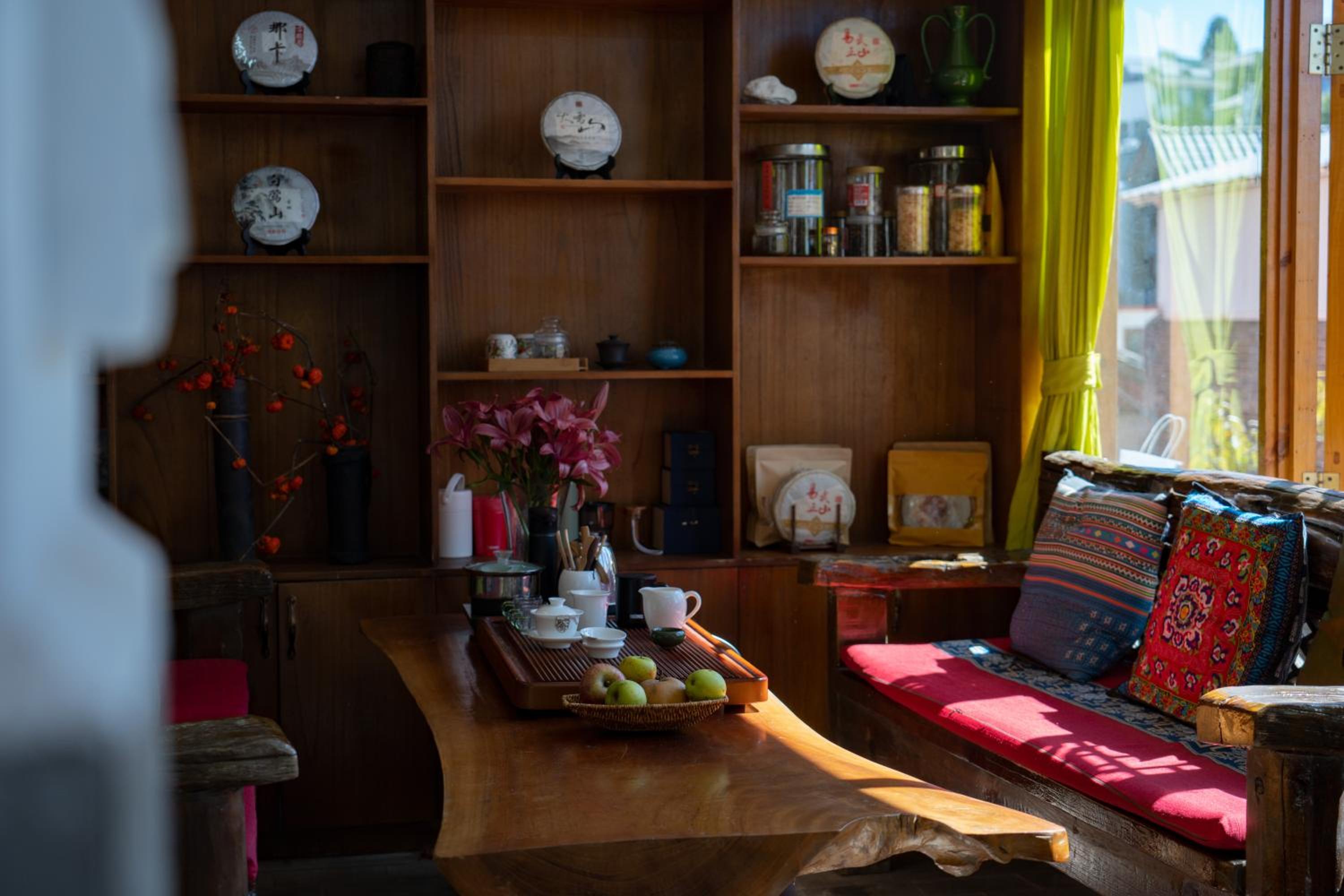 Lijiang Ancient City View Inn