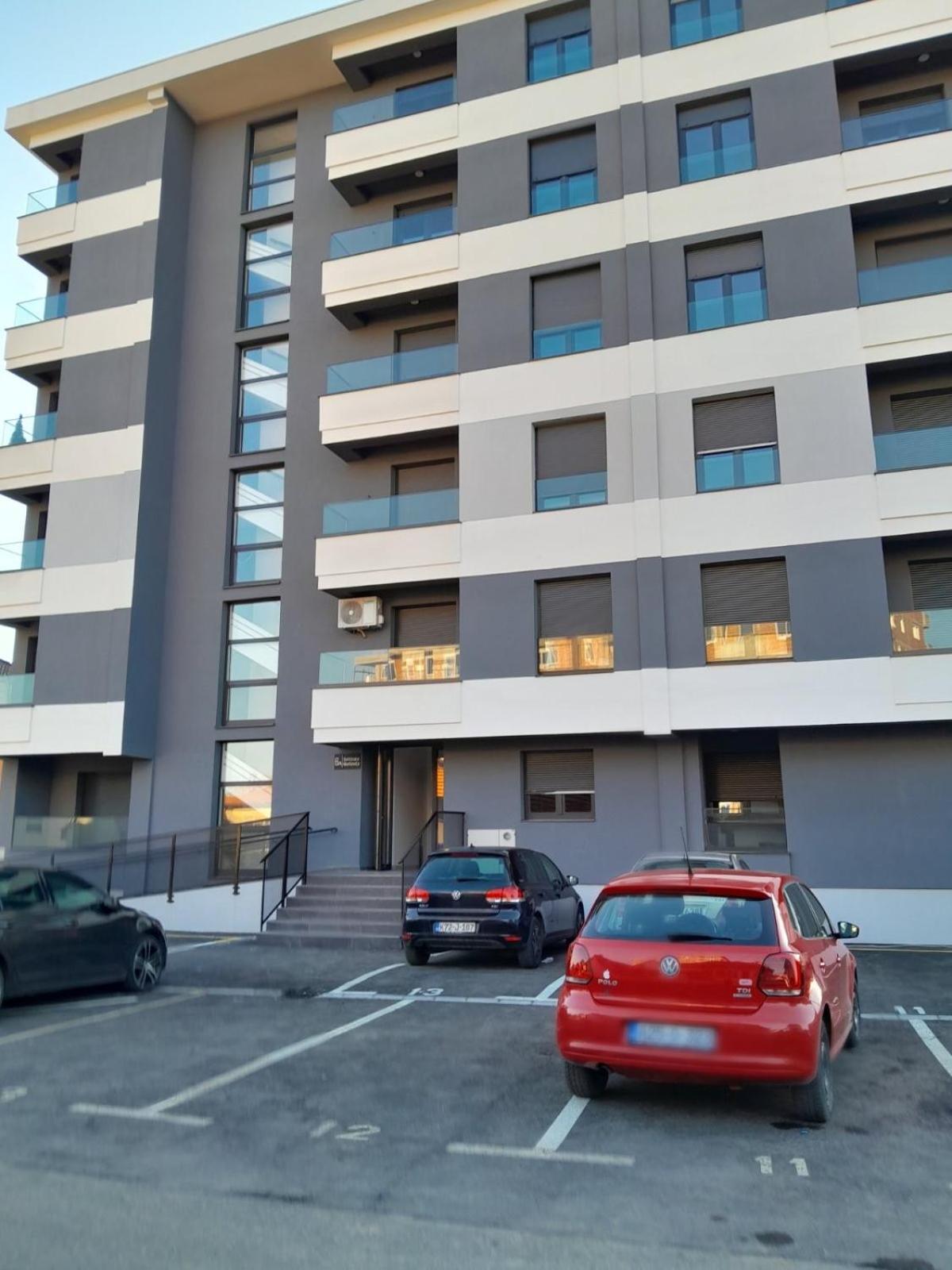 Apartment 24
