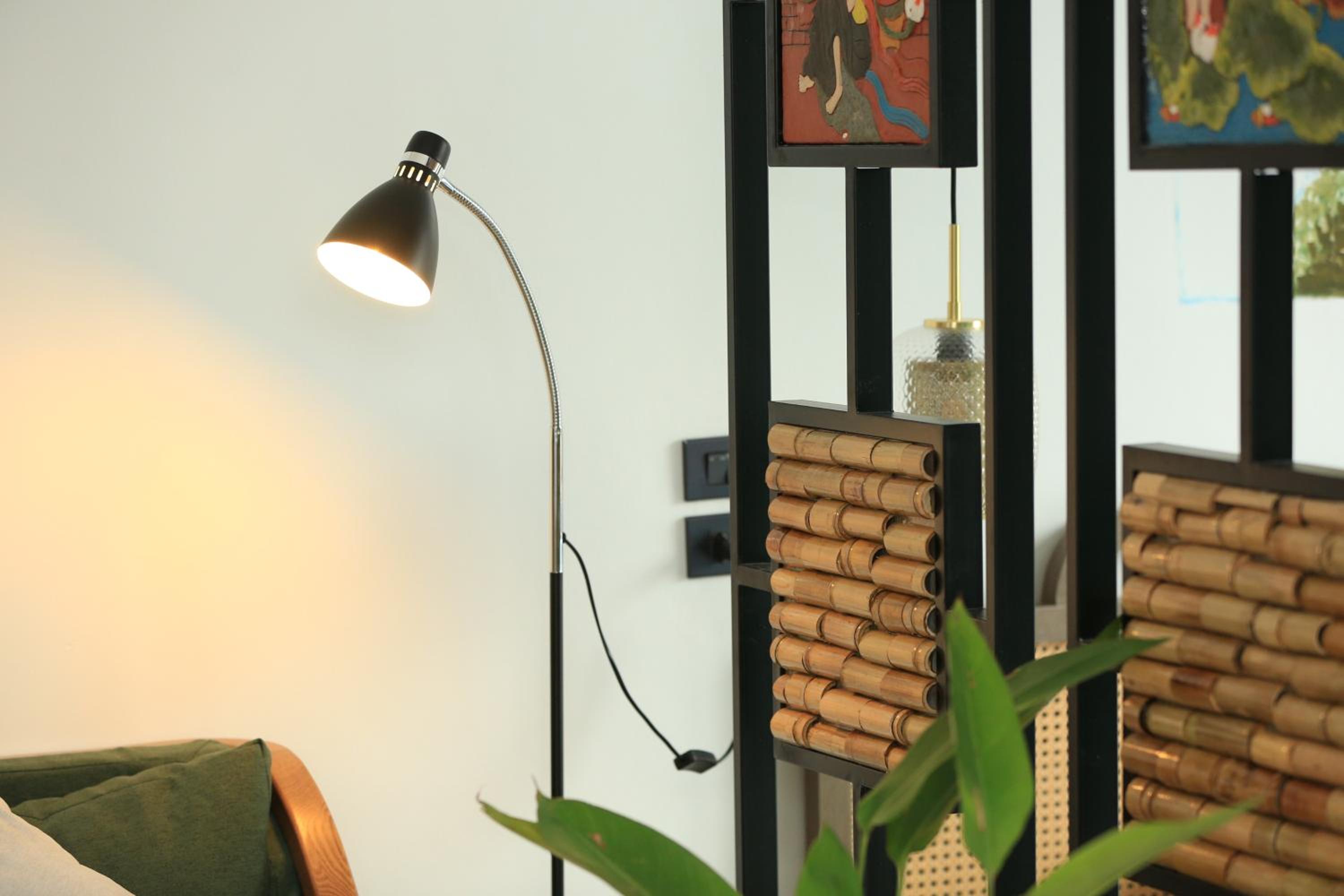 Amazing View, Natural View, 3' To Hoan Kiem Lake, Free Wifi, Netflix, 2 Beds, 1 Toilet-2 Showers
