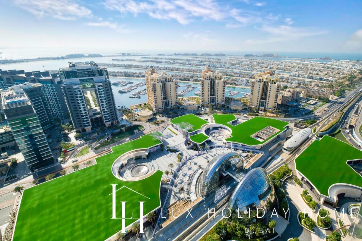 LUX Iconic Views at The Palm Tower Suite 7