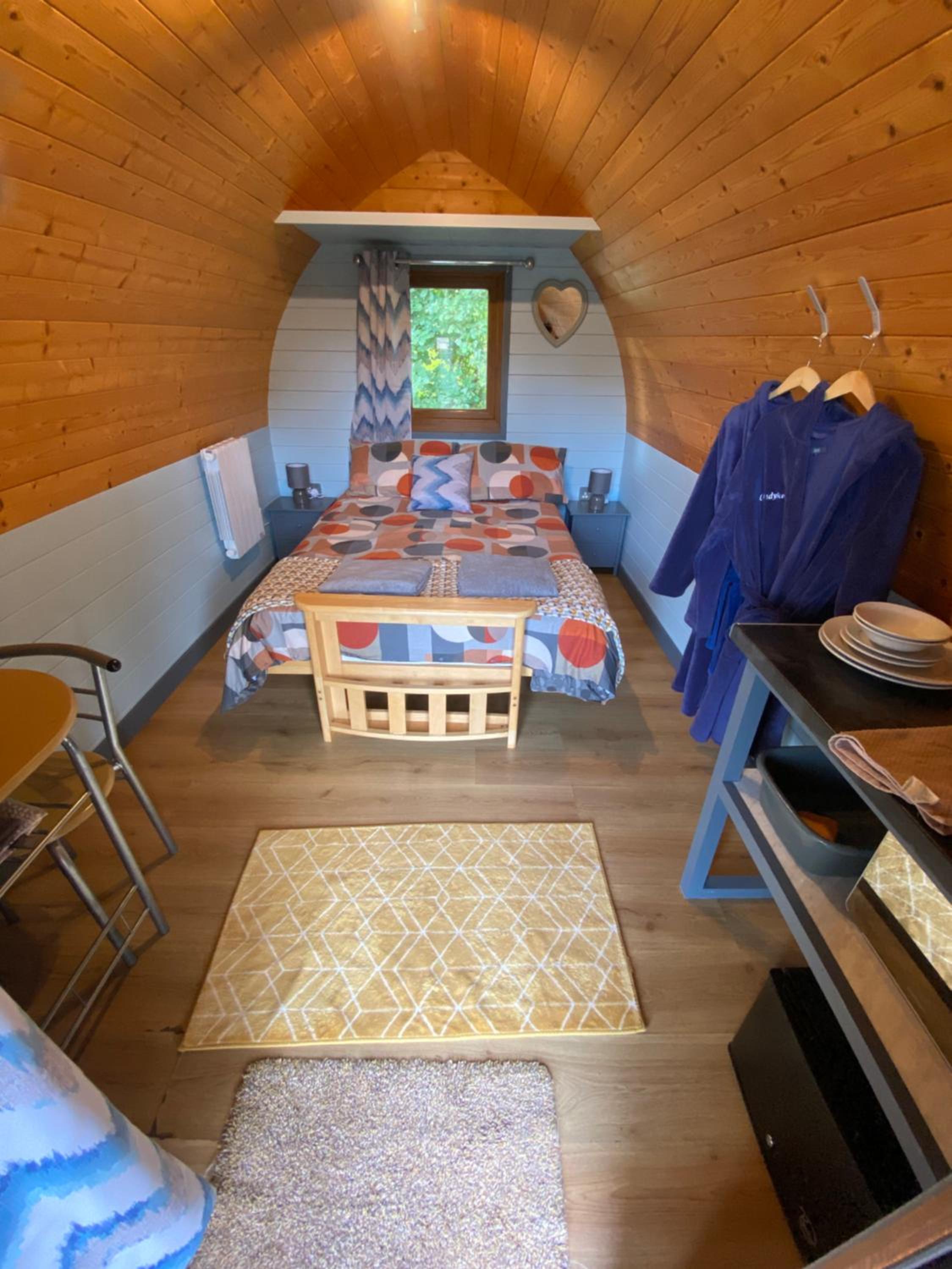 luxury pod with hot tub view 2