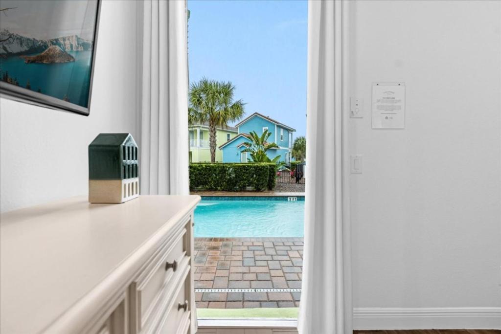 2 Bedrooms 2 Bathrooms Margaritaville 8029ST