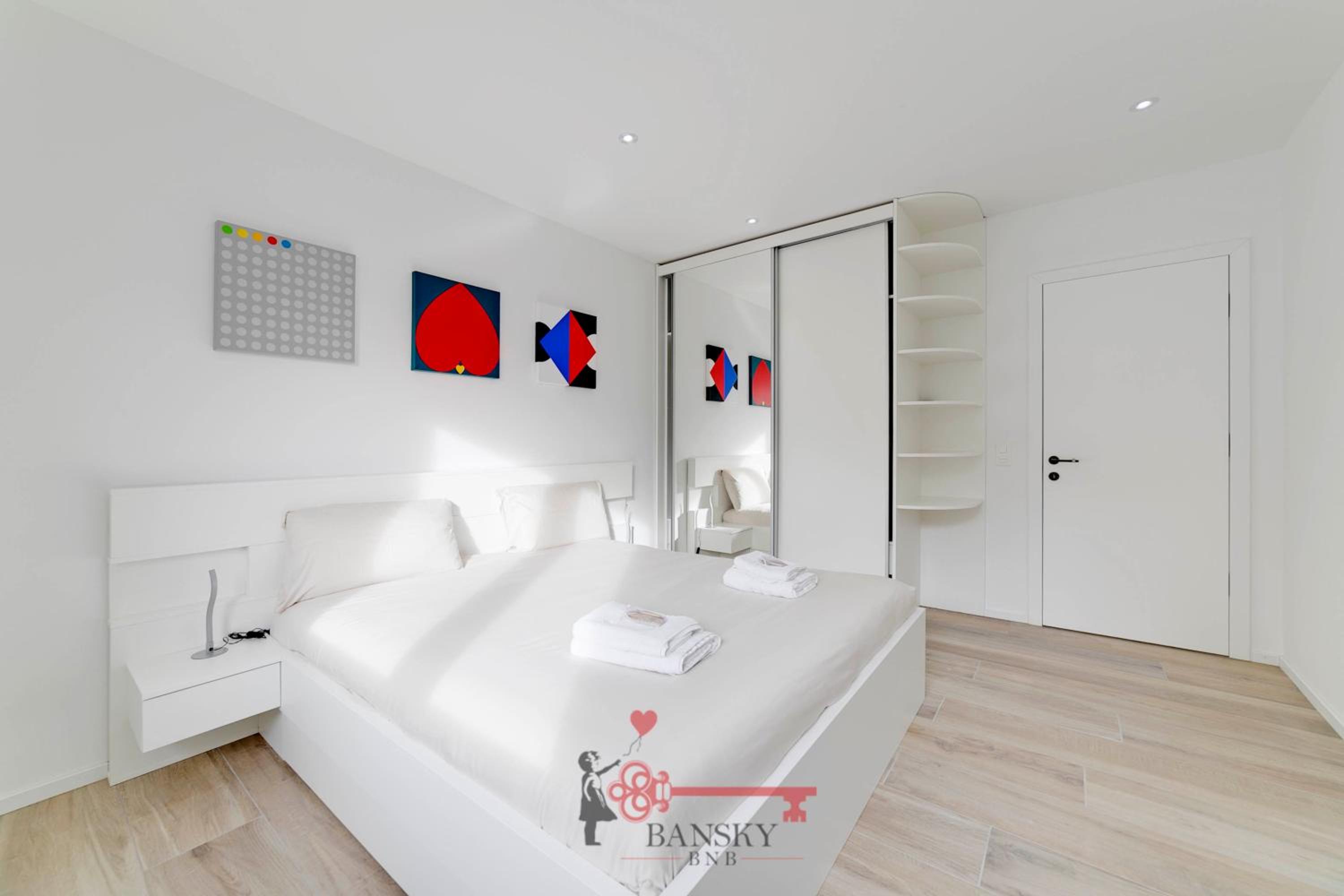 Home Sofia x 6PAX 5min Station -By EasyLife Swiss