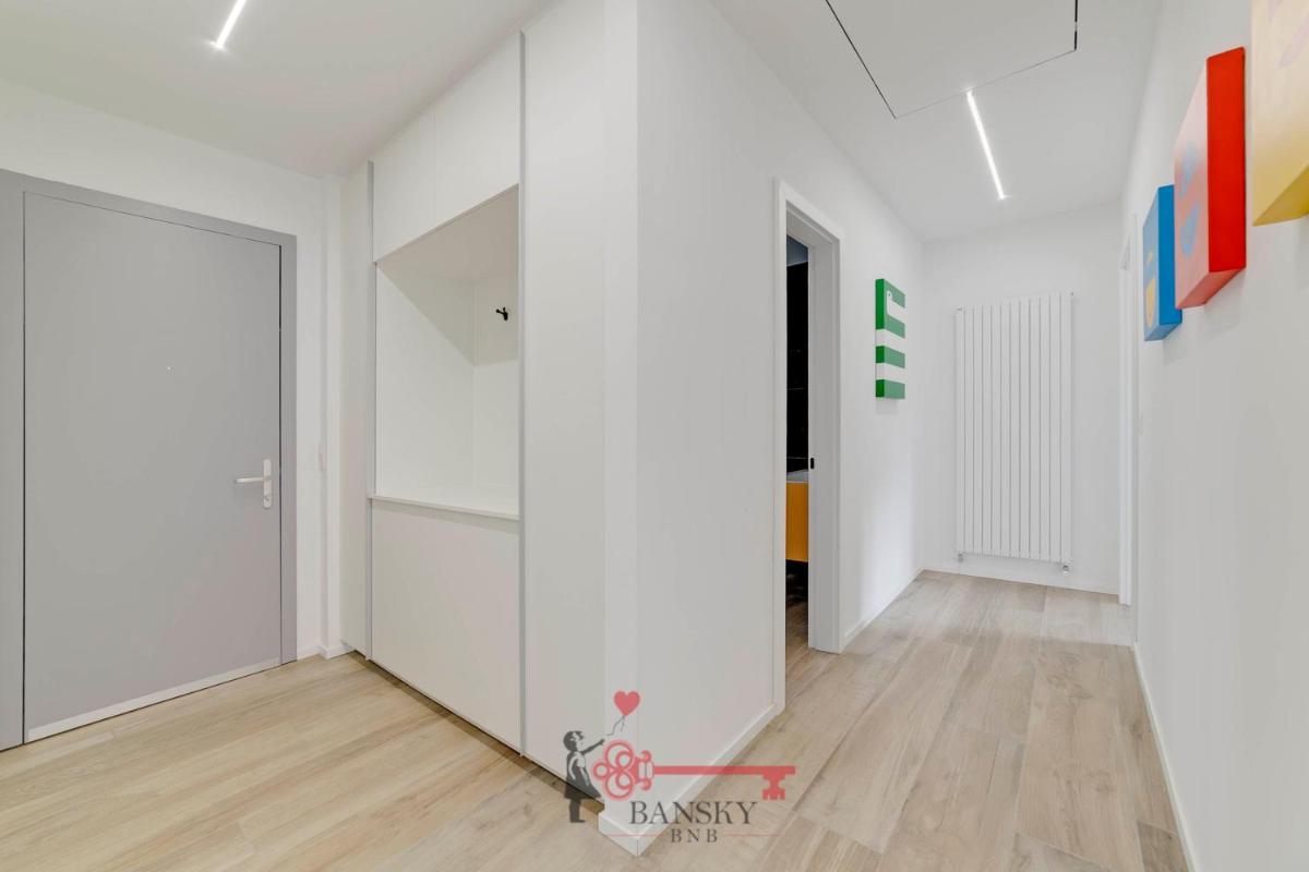 Home Sofia x 6PAX 5min Station -By EasyLife Swiss
