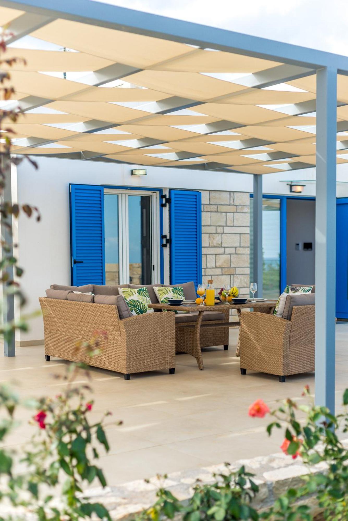 Photo 42