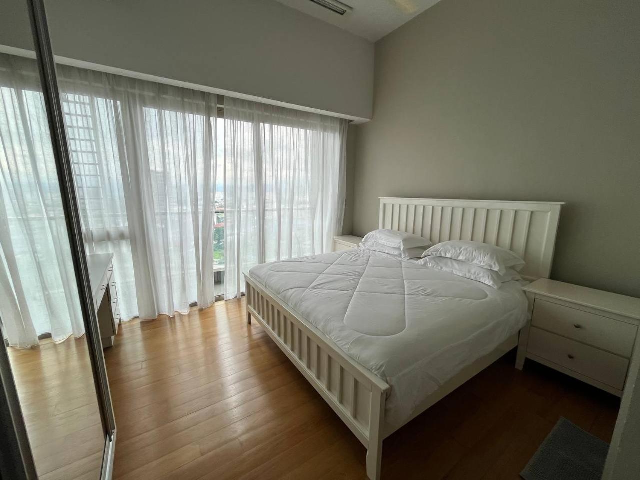 Always A Habitat KL City Centre KLCC at 34th floor, 2 rooms and city view