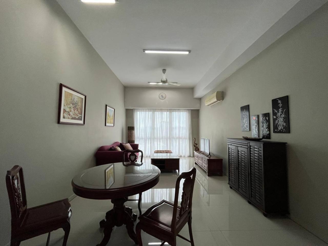 Always A Habitat KL City Centre KLCC at 34th floor, 2 rooms and city view