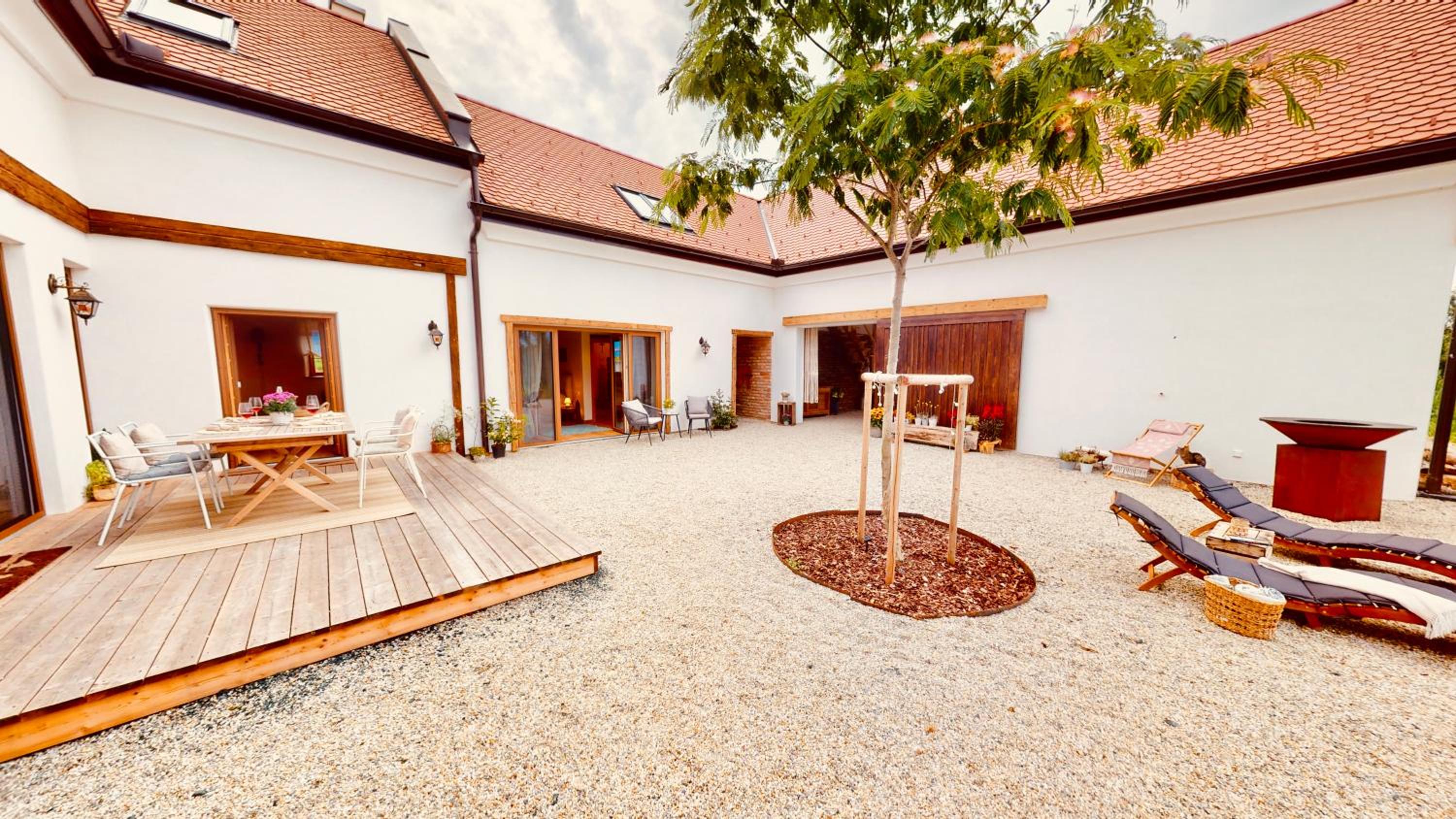 Der Hof am Wald