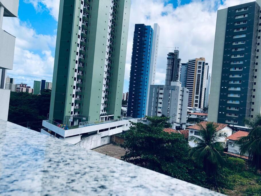 Lugar Aconchegante e Central a 1.200mts do Busto de Tamandaré