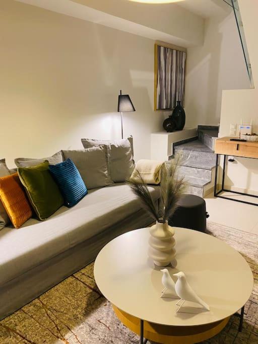 Luxury Maisonette with Shared Pool