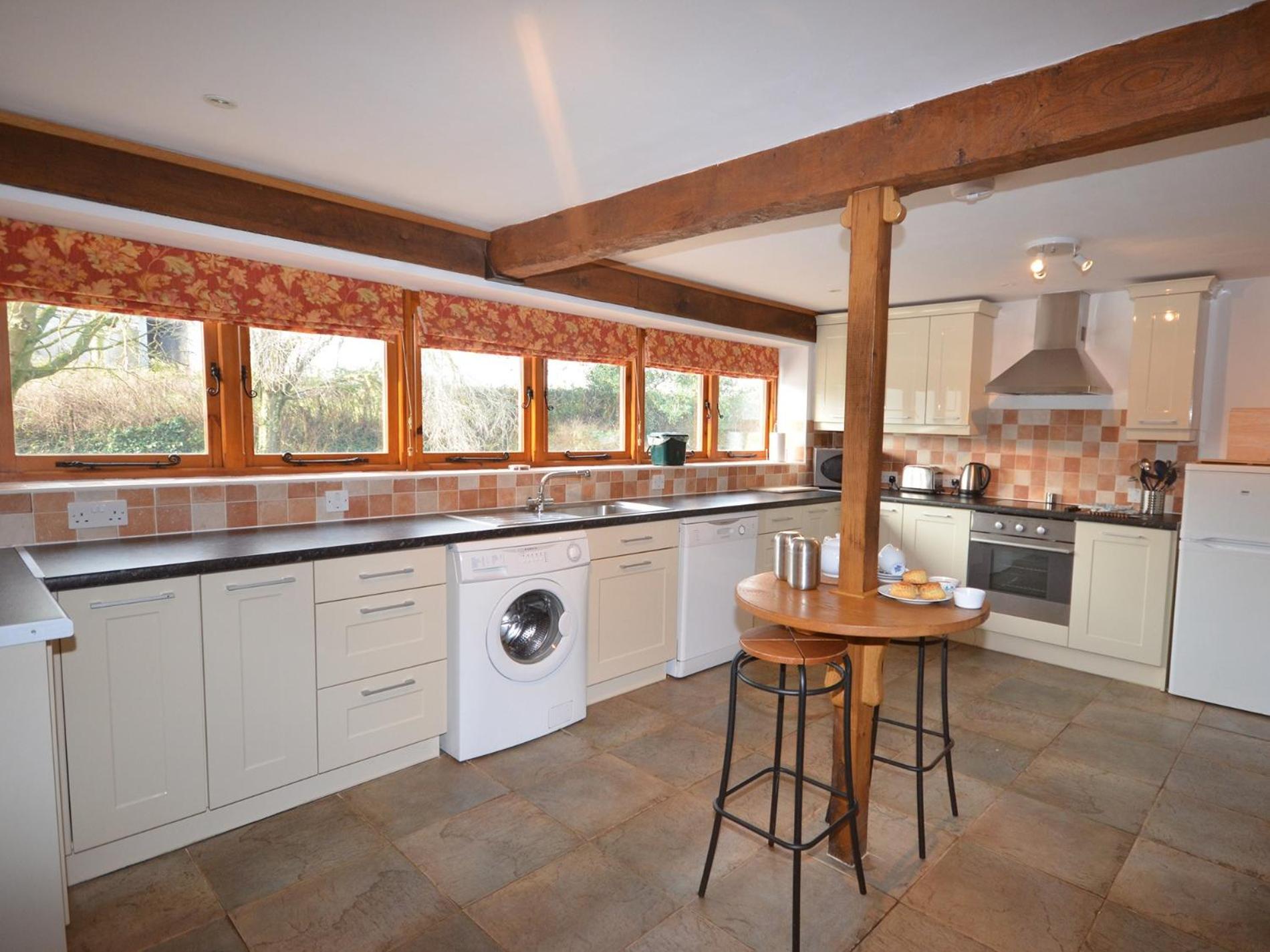 2 Bed in Bridgwater REXBA view 5