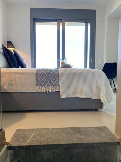 Luxury Maisonette with Shared Pool