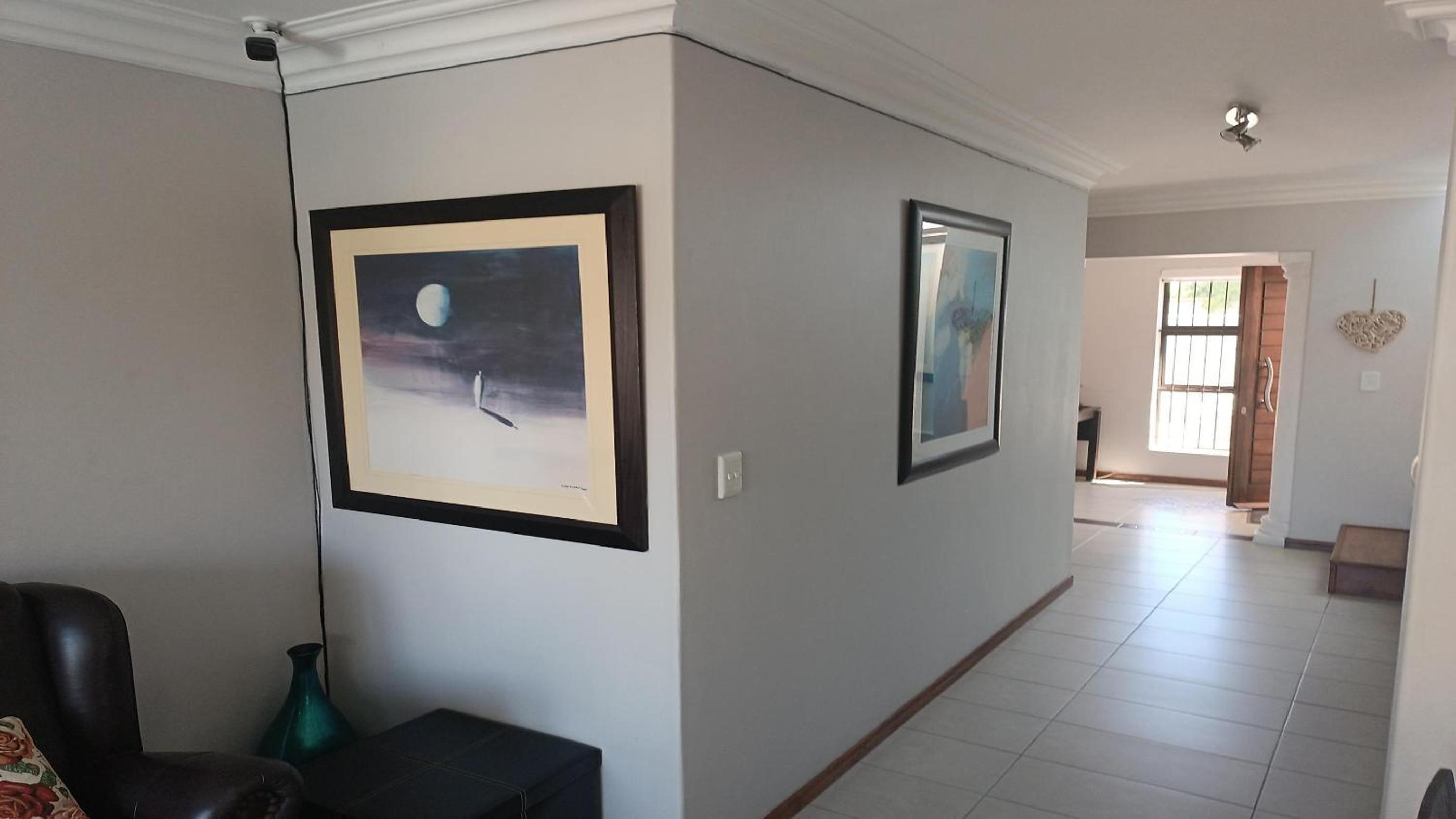 Crystalvilla Guesthouse view 3