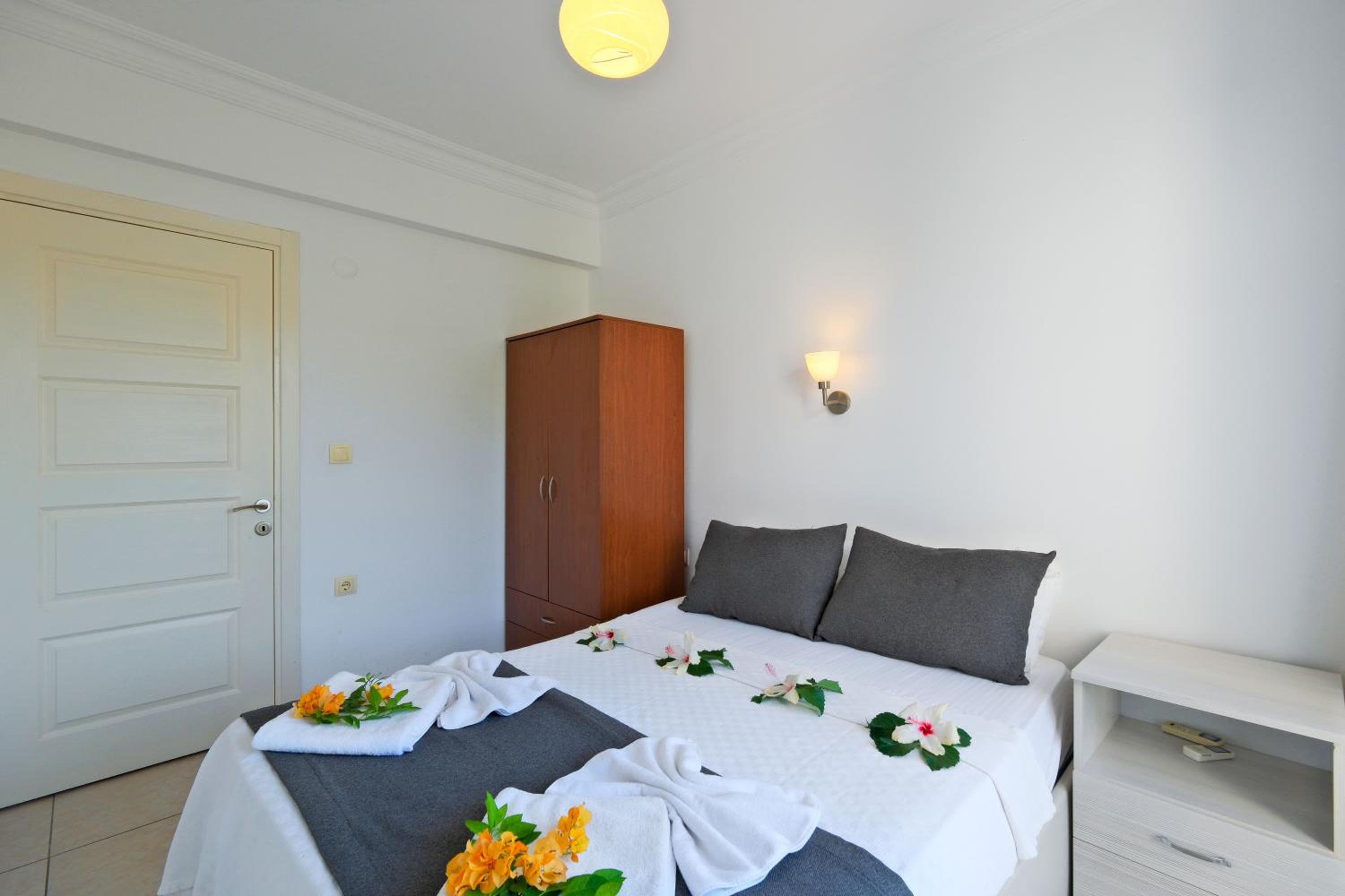 Legend Apartments