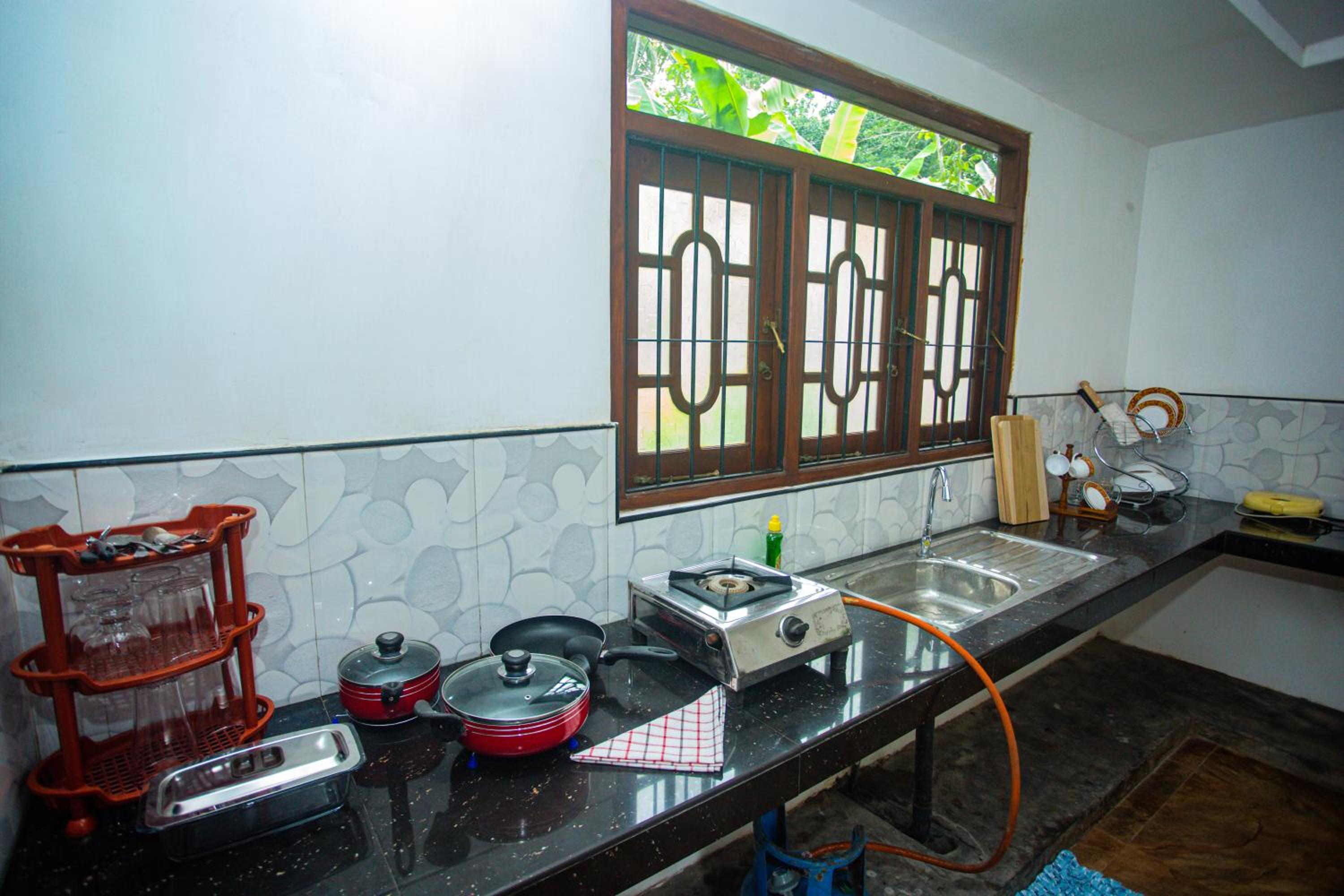 HIKKA LAK RAN VILLA