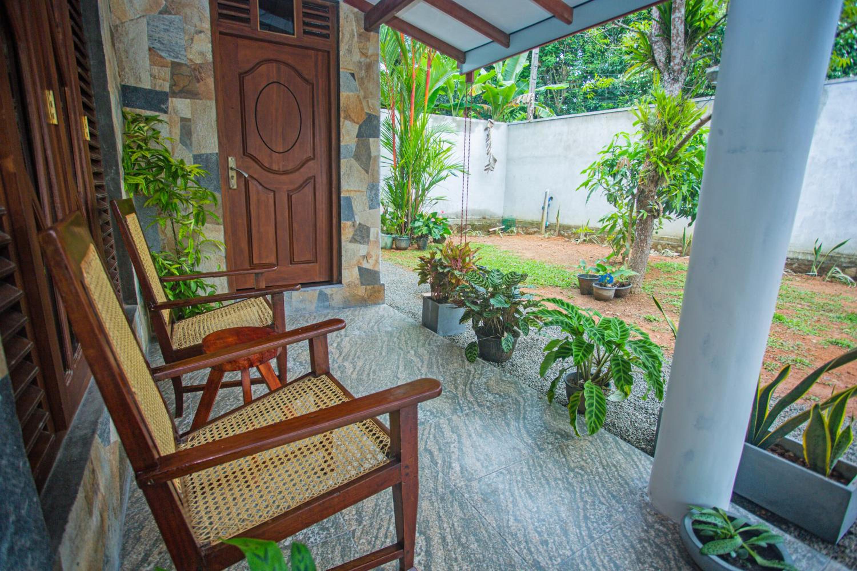 HIKKA LAK RAN VILLA