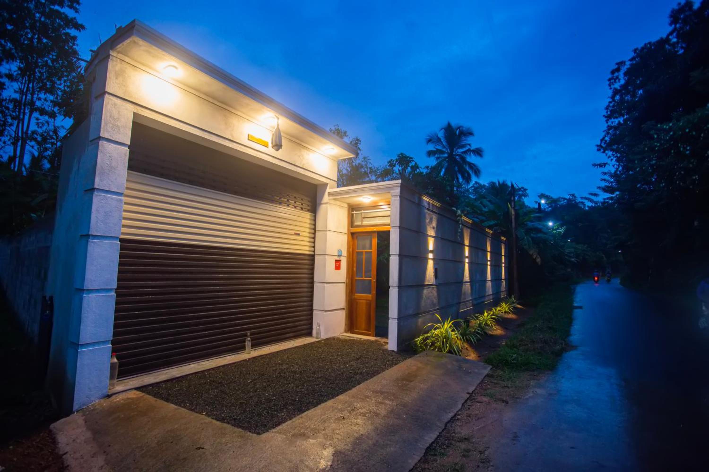 HIKKA LAK RAN VILLA