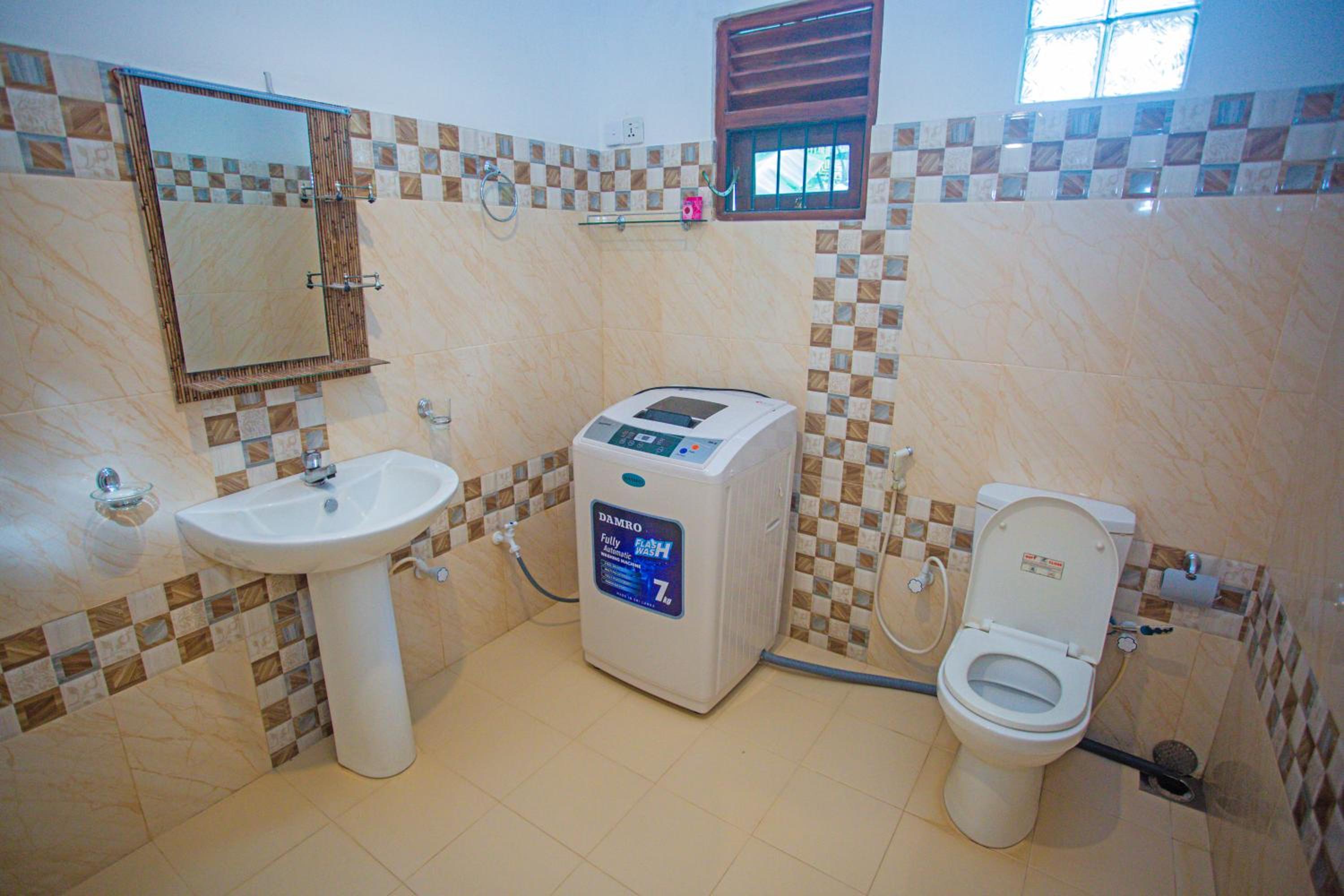 HIKKA LAK RAN VILLA