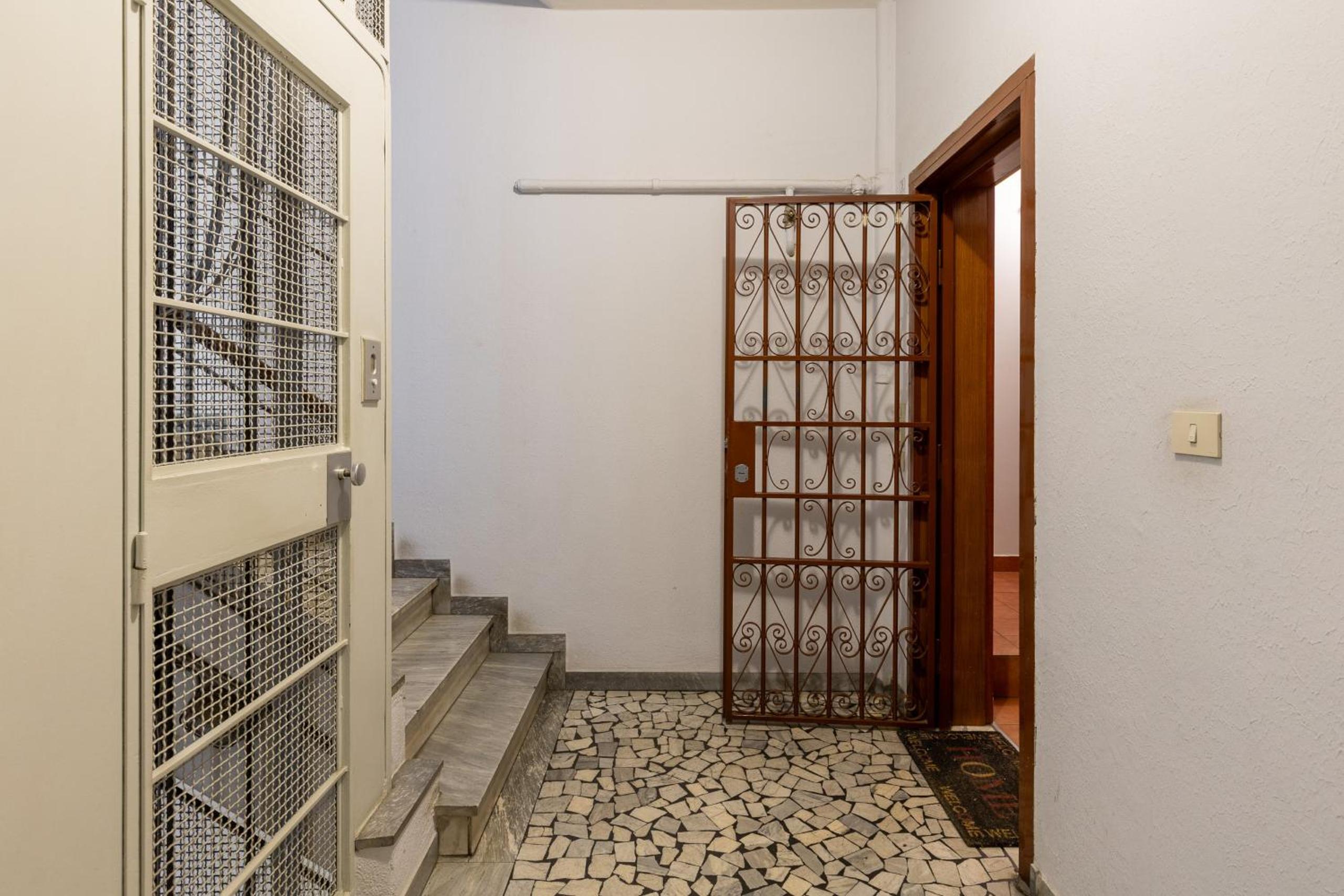 Urban Cozy Apartment by Wonderful Italy view 2
