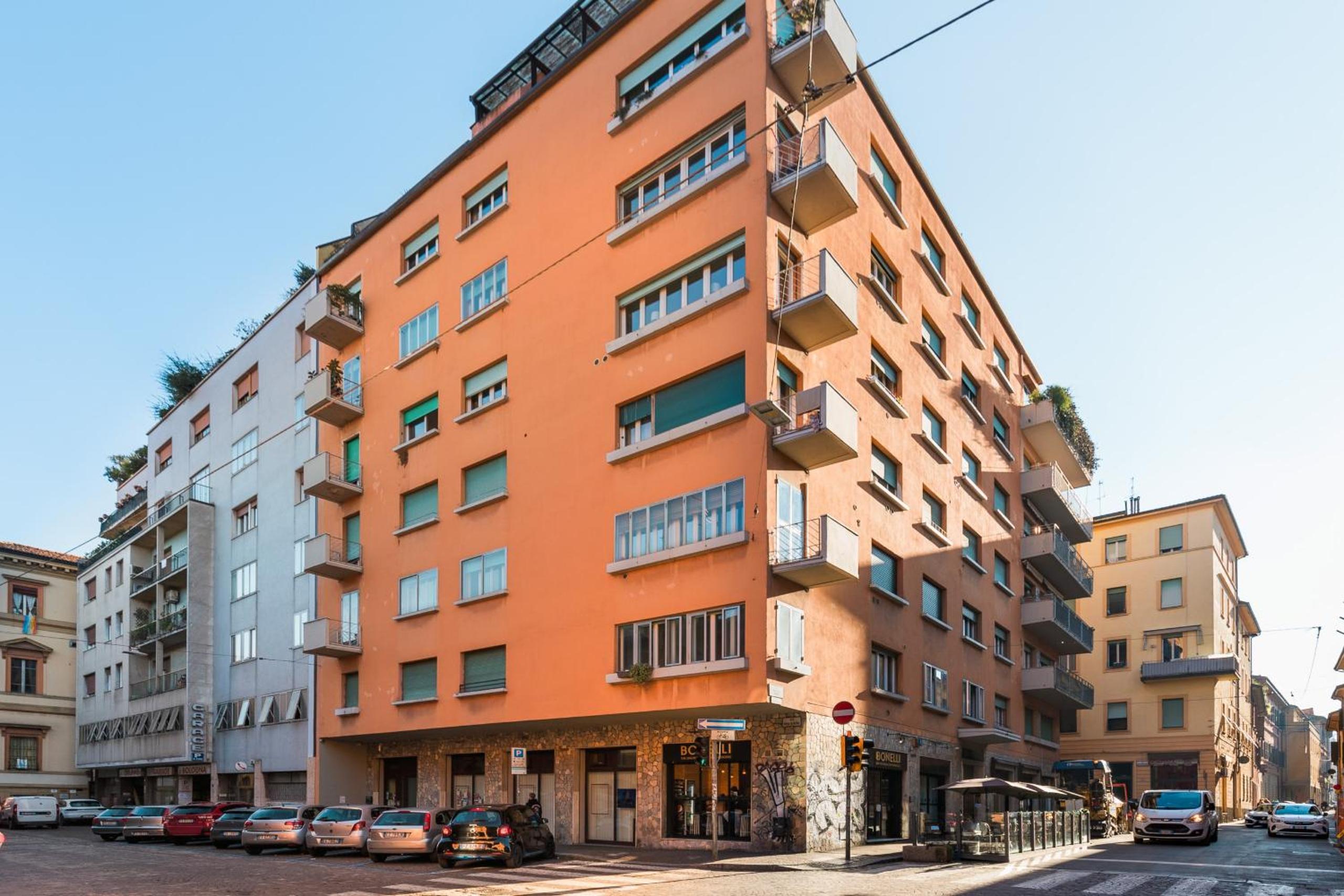 Urban Cozy Apartment by Wonderful Italy view 3