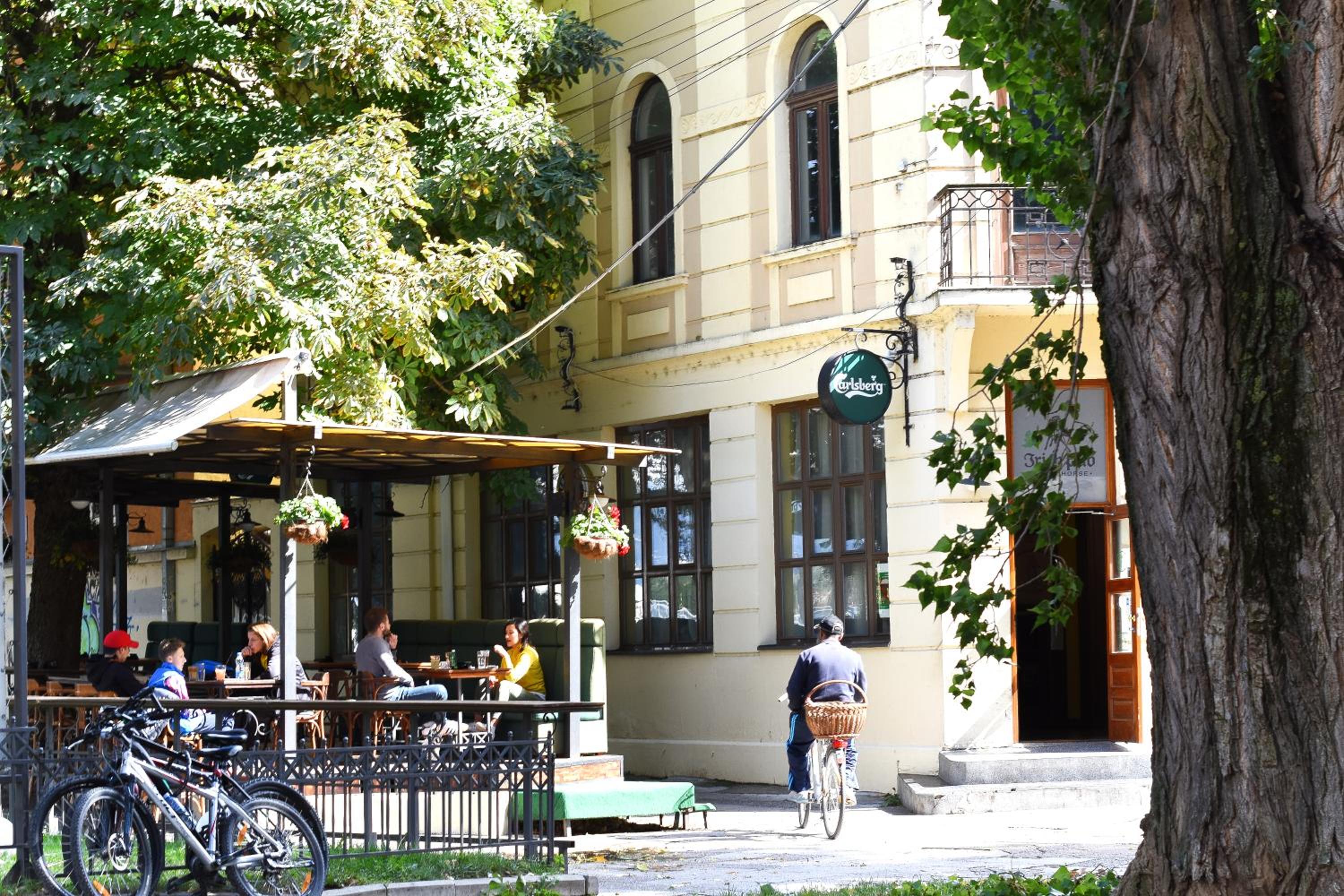 Photo 34