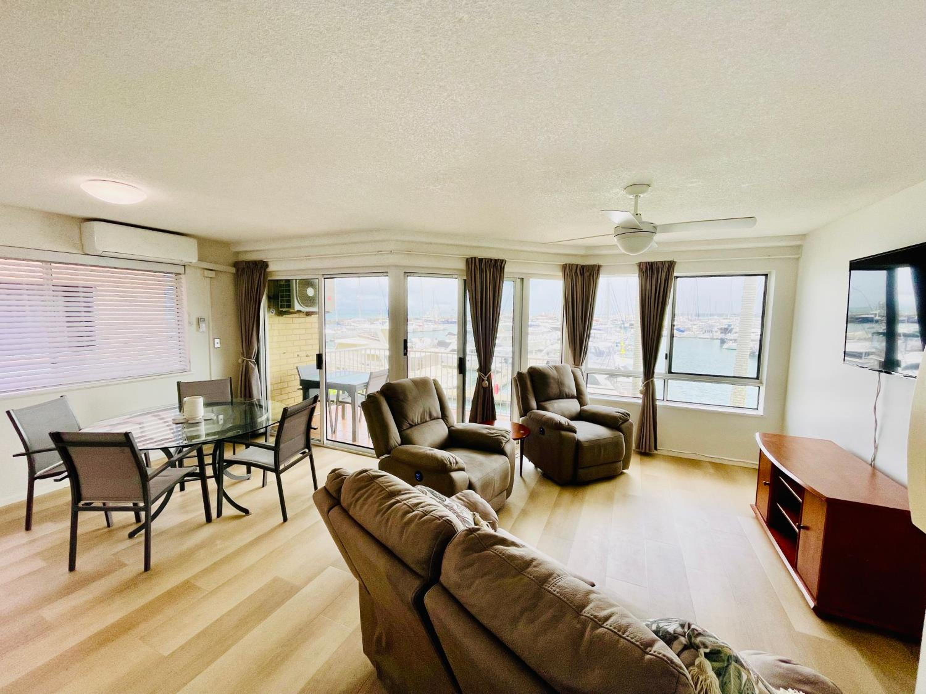 MarinaView Unit 24 - Break Free Resort- 2 Bedroom Self Contained