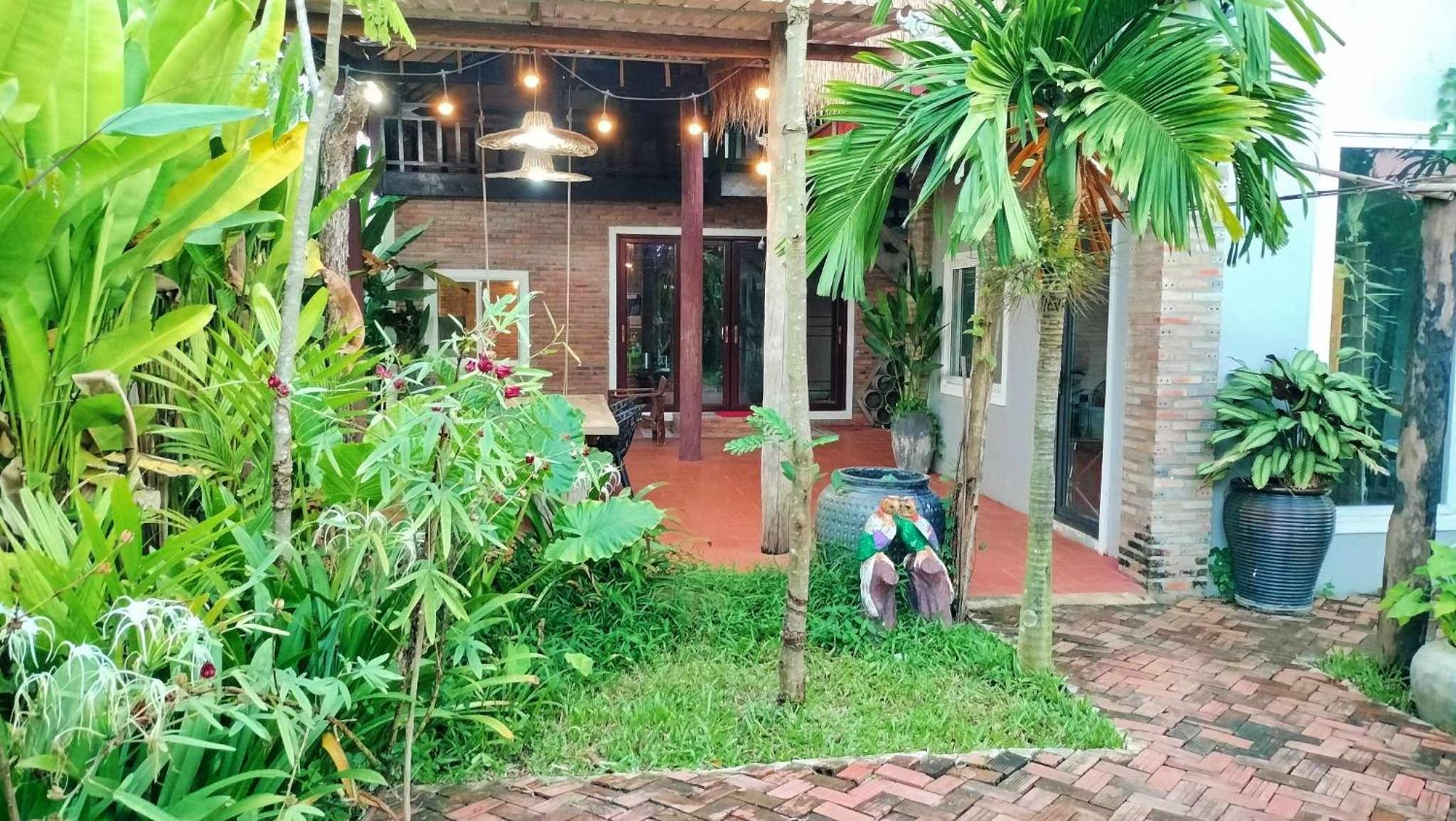 Urban Farmhouse
