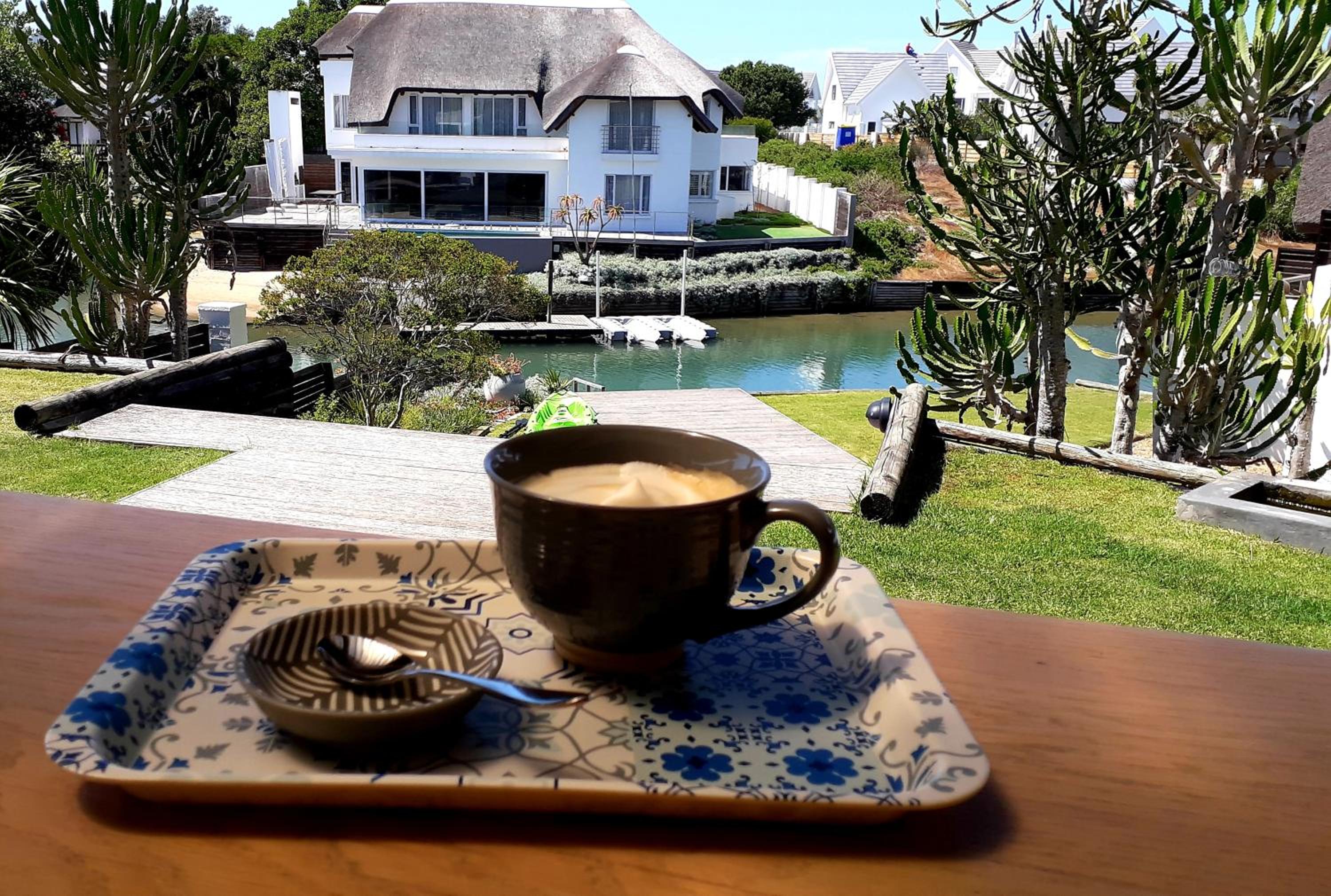 CANAL GUEST HOUSE - Waterfront Boutique B&B