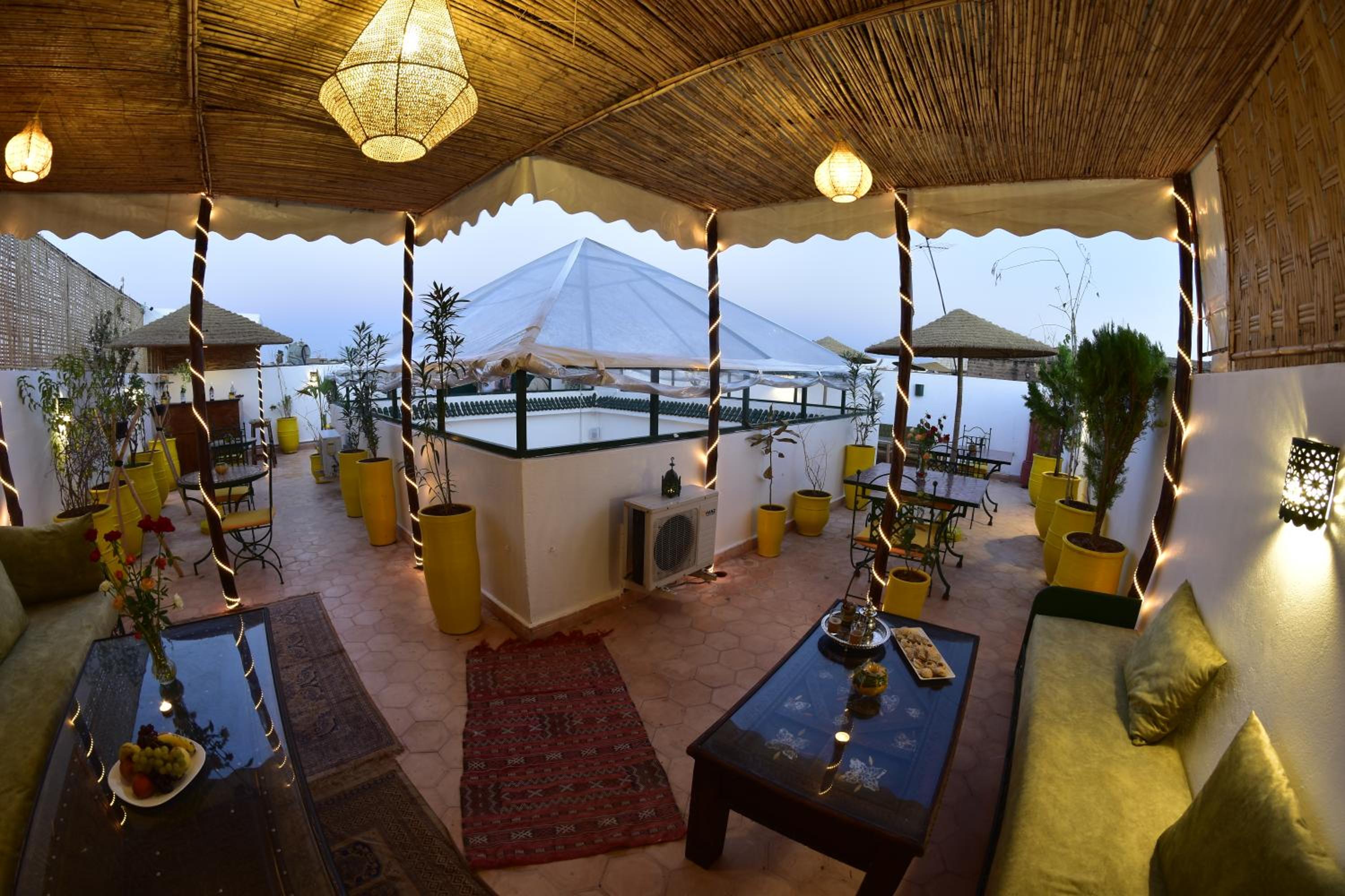 lounge