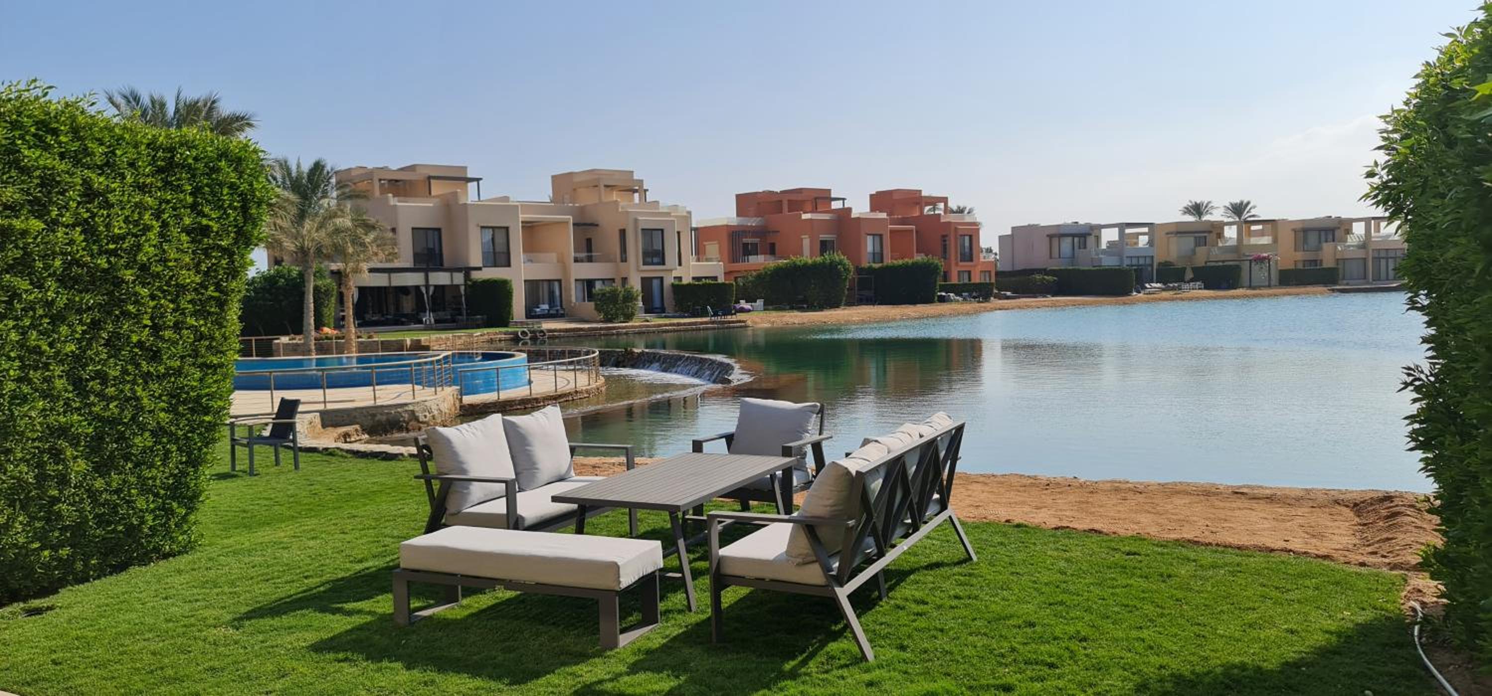 Hotel Luxury 3BR Townhouse, Tawila, El Gouna, Lagoon & Pool access - Image 1