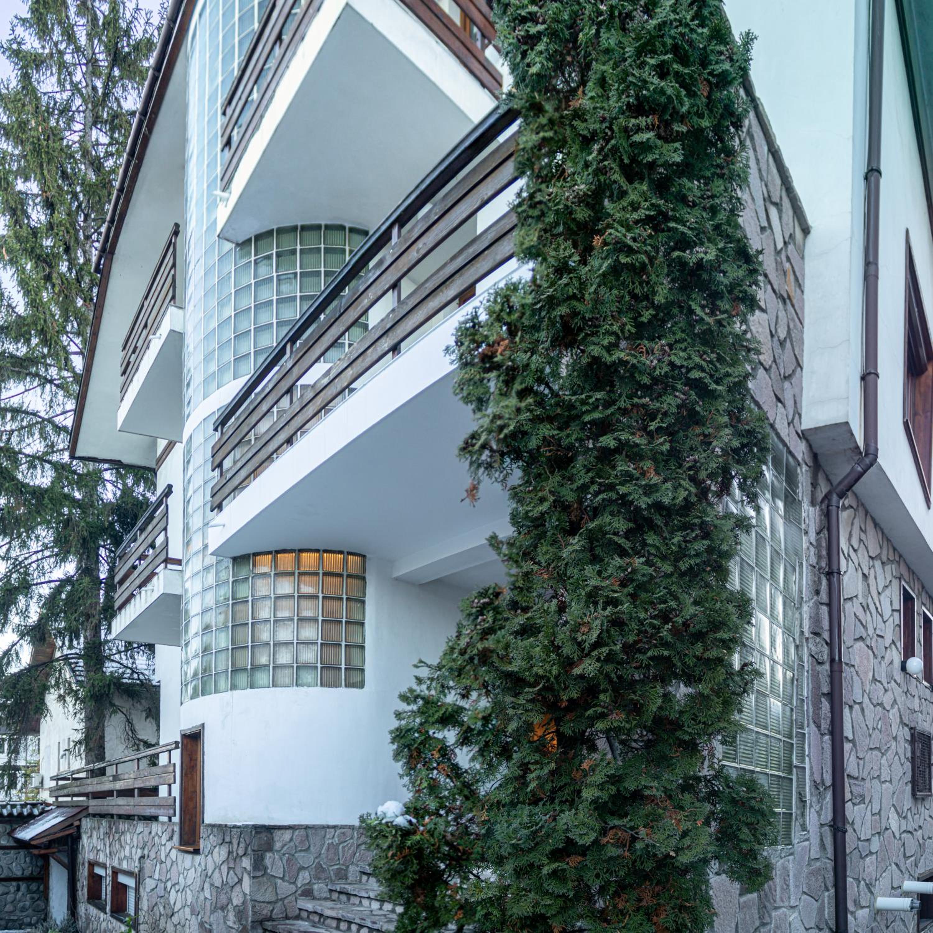 Eight Rooms Bansko