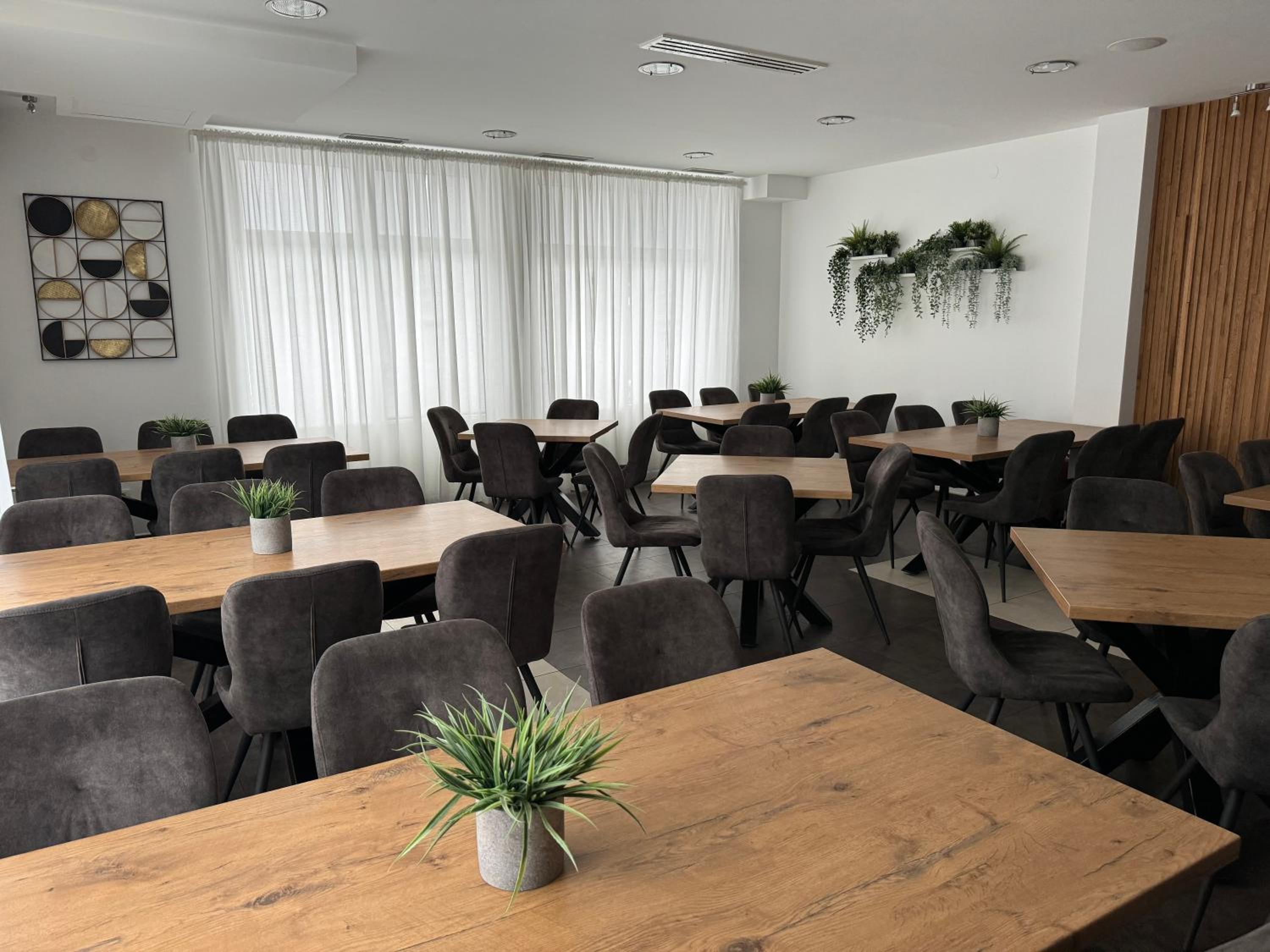 meeting & event spaces