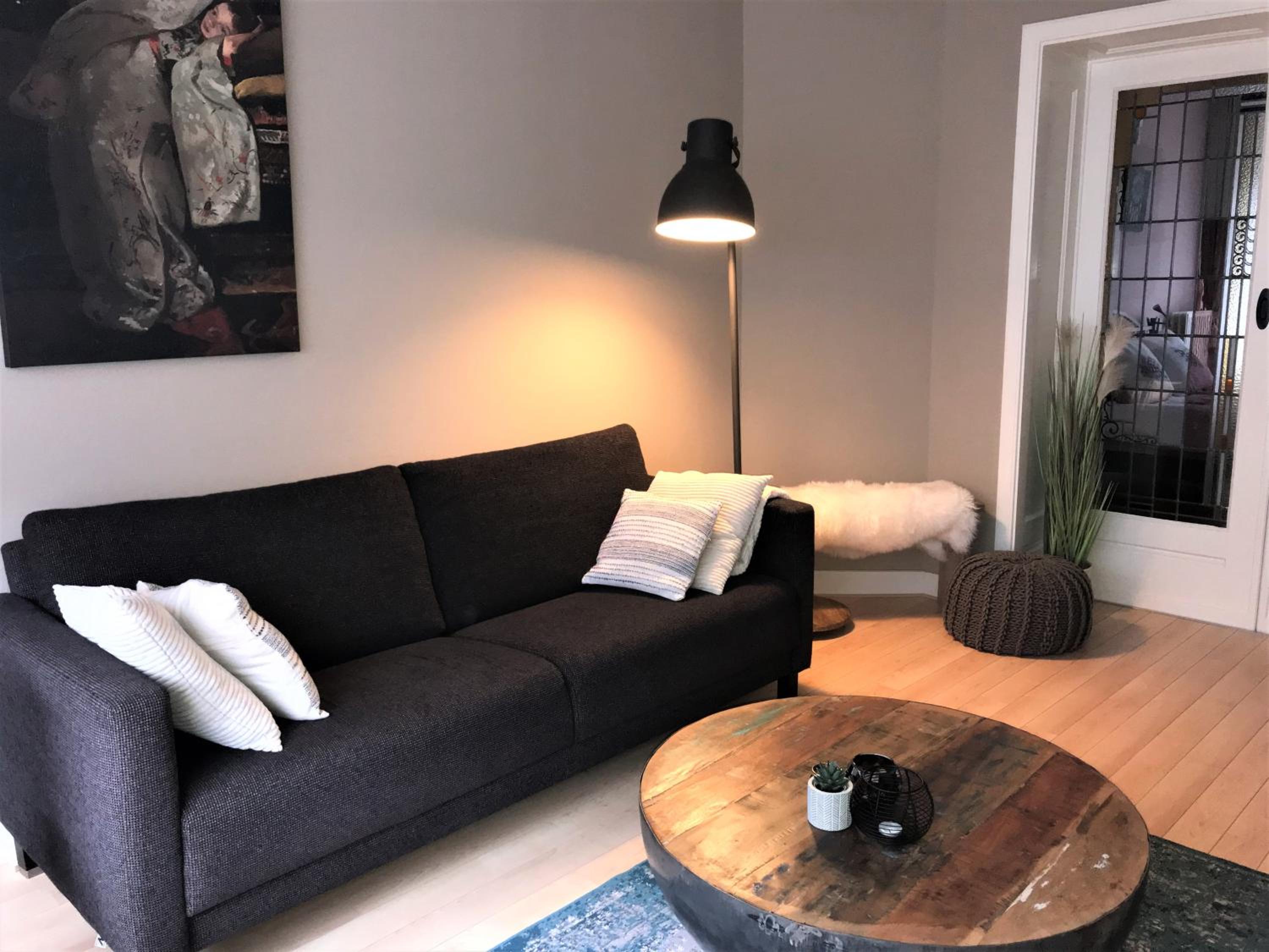 Sfeervolle parterre-suite met tuin bij centrum en station